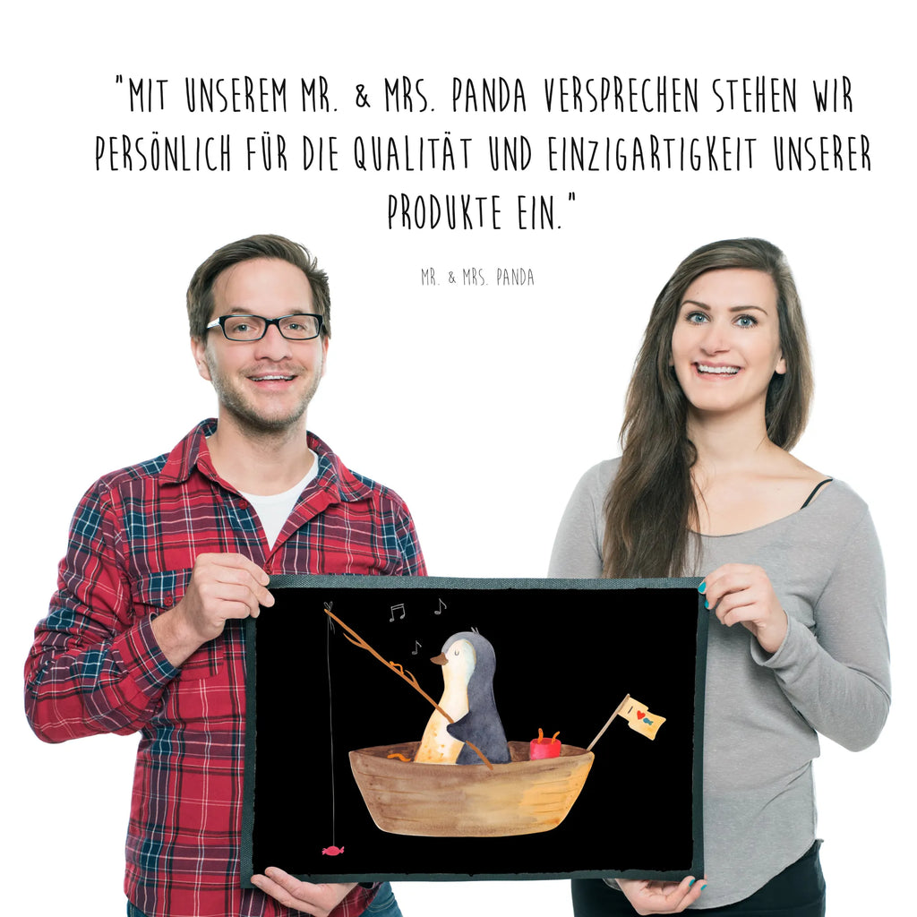 Fußmatte Pinguin Angelboot Fußabtreter, außenmatte, Türvorleger, Haustürmatte, Fußmatten, sauberlaufmatten, Abtretmatte, fußmatte, Abtreter, Schmutzfangmatte, Schmutzfänger, Fussmatte, Schuhabstreifer, Eingangsteppich, Schmutzmatte, Schmutzfangteppich, türmatten, abstreifer, matte haustür, schmutzfangmatten, Türmatte, Sauberlaufmatte, hausmatte, flurmatte, Eingangsmatte, Fußabstreifer, Pinguin, Pinguine, Motivation, Lebenslust, Neustart, Geschenkidee Liebeskummer, Angeln, Boot, Angelboot, Genießen, Scheidung, Trennung, Leben, Neuanfang
