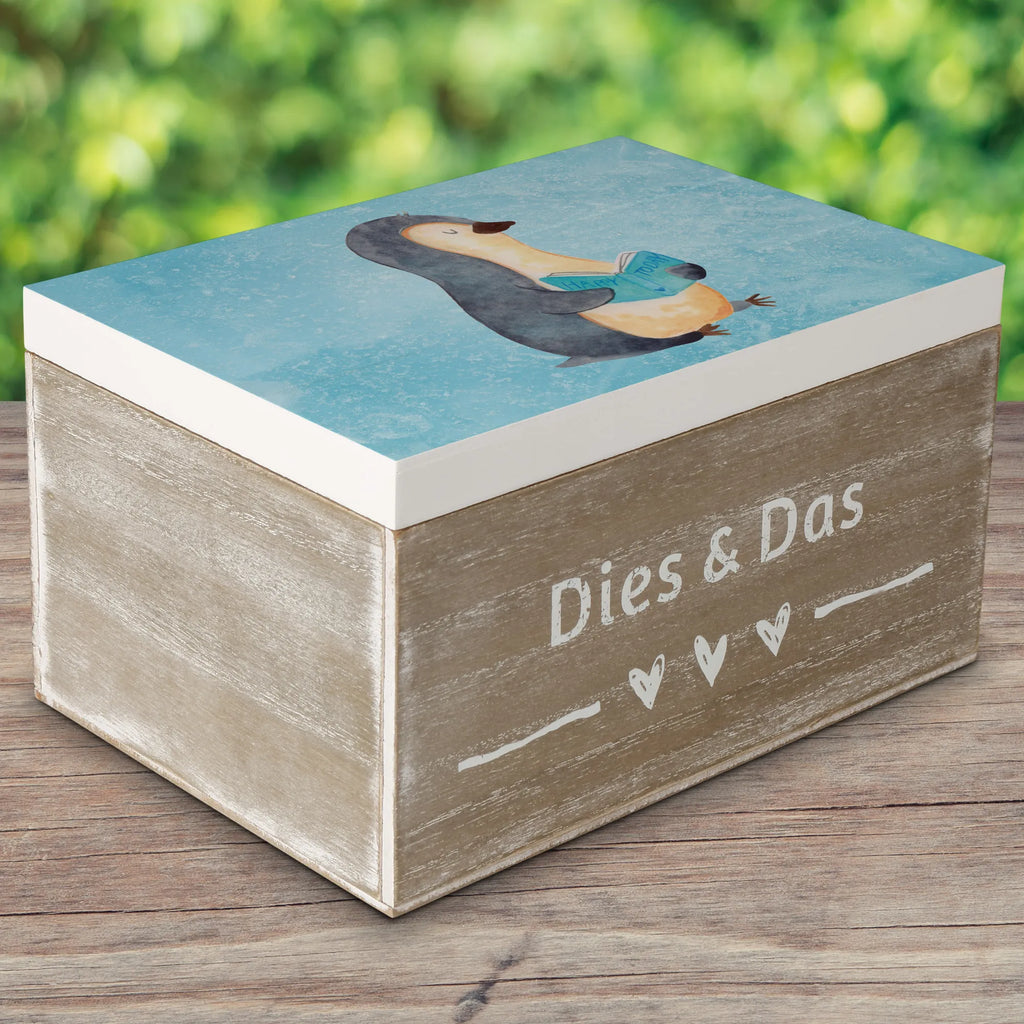 Holzkiste Pinguin Buch aufbewahrungskisten, kiste holz, Aufbewahrungsbox Holz, Holzkiste mit Deckel, Aufbewahrungsbox, Aufbewahrungsbox aus Holz, aufbewahrungskiste mit deckel, holzschachtel, Holzkisten, Holztruhe, aufbewahrungsboxen, Box aus Holz, Holzbox, aufbewahrungstruhe, holzkästchen, box holz, Holz Aufbewahrungsbox, Holzboxen, Holzbox mit Deckel, Holzkiste, Schatulle, truhe holz, holzschatulle, holztruhen, Aufbewahrungskiste, Pinguin, Lesen, Urlaub, Faulenzen, Ferien, Nichtstun, Buch, Pinguine, Bücherwurm, Freizeit
