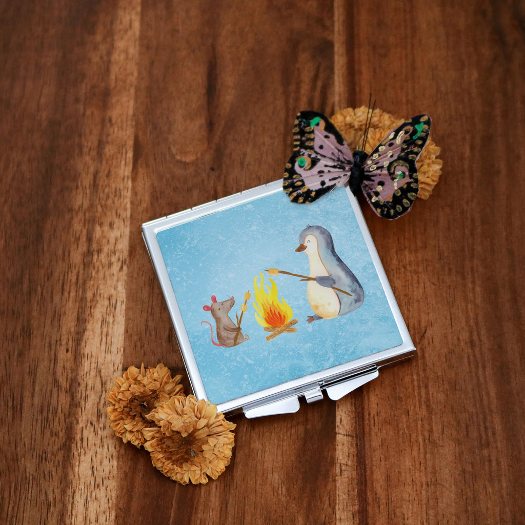 Kwadratowe lusterko do torebki pingwin ognisko Handspiegel Zum Mitnehmen, Mini Spiegel, Klappbarer Taschenspiegel, Handtaschenspiegel, Taschenspiegel, Runder Taschenspiegel, Schminkspiegel To Go, Kosmetikspiegel Klein, Quadratischer Handspiegel, Design Taschenspiegel, Handspiegel Für Damen, Klappspiegel, Spiegel Für Unterwegs, Klappbarer Handspiegel, Tragbarer Spiegel, Deko Handspiegel, Vintage Kompaktspiegel, Taschen-Kosmetikspiegel, Handspiegel Mit Hülle, Schminkspiegel Kompakt, Kompaktspiegel, Silber, Spiegel Für Handtasche, Spiegel Für Make-Up Tasche, Handspiegel Geschenkidee, Reise Spiegel, Spiegel Für Schminktasche, Pinguin, Maus, Motivation, Lagerfeuer, Grillen, Feuer, Job, Liebe, Lebensmotivation, Neustart, Büroalltag, Marshmallows, Leben, Arbeit, Büro, Lebensspruch, Pinguine