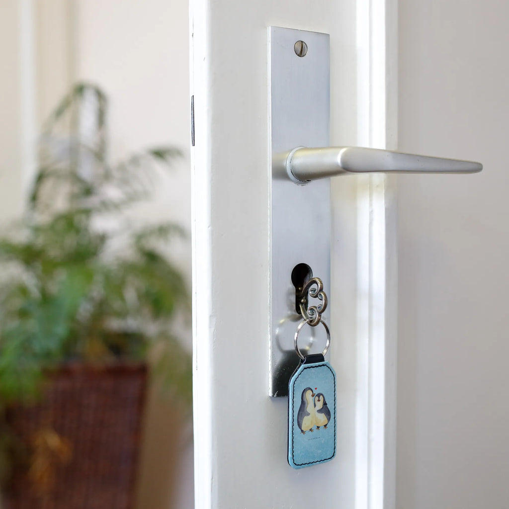 Rechteckig Schlüsselanhänger Pinguin umarmend Schlüsselanhänger Acryl Rechteckig, Taschenanhänger Rechteckig, Schlüsselanhänger Für Männer Rechteckig, Schlüsselanhänger Kunststoff Rechteckig, Rechteckiger Schlüsselanhänger Mit Namen, Schlüsselanhänger Geschenk Rechteckig, Rechteckiger Schlüsselanhänger Mit Wunschtext, Schlüsselanhänger Mit Gravur Rechteckig, Schlüsselanhänger Modern Rechteckig, Schlüsselanhänger Personalisiert Rechteckig, Schlüsselanhänger Für Frauen Rechteckig, Auto Schlüsselanhänger Rechteckig, Schlüsselanhänger Rechteckig, Schlüsselanhänger Holz Rechteckig, Rechteckiger Anhänger Für Schlüssel, Schlüsselanhänger Für Familie Rechteckig, Schlüsselanhänger Form Rechteck, Schlüsselanhänger Metall Rechteckig, Schlüsselanhänger Büro Rechteckig, Schlüsselanhänger Leder Rechteckig, Schlüsselanhänger Für Paare Rechteckig, Schlüsselanhänger Mit Foto Rechteckig, Rechteckiger Anhänger Mit Logo, Rechteckiger Schlüsselanhänger, Schlüsselanhänger Mit Rechteckiger Form, Werbegeschenk Schlüsselanhänger Rechteckig, Schlüsselanhänger Klassisch, Pinguin, Liebespaar, Liebesgeschenk, Verlobung, Jahrestag, Liebesbeweis, Hochzeitsgeschenk, Hochzeitstag, Hochzeit, Liebe