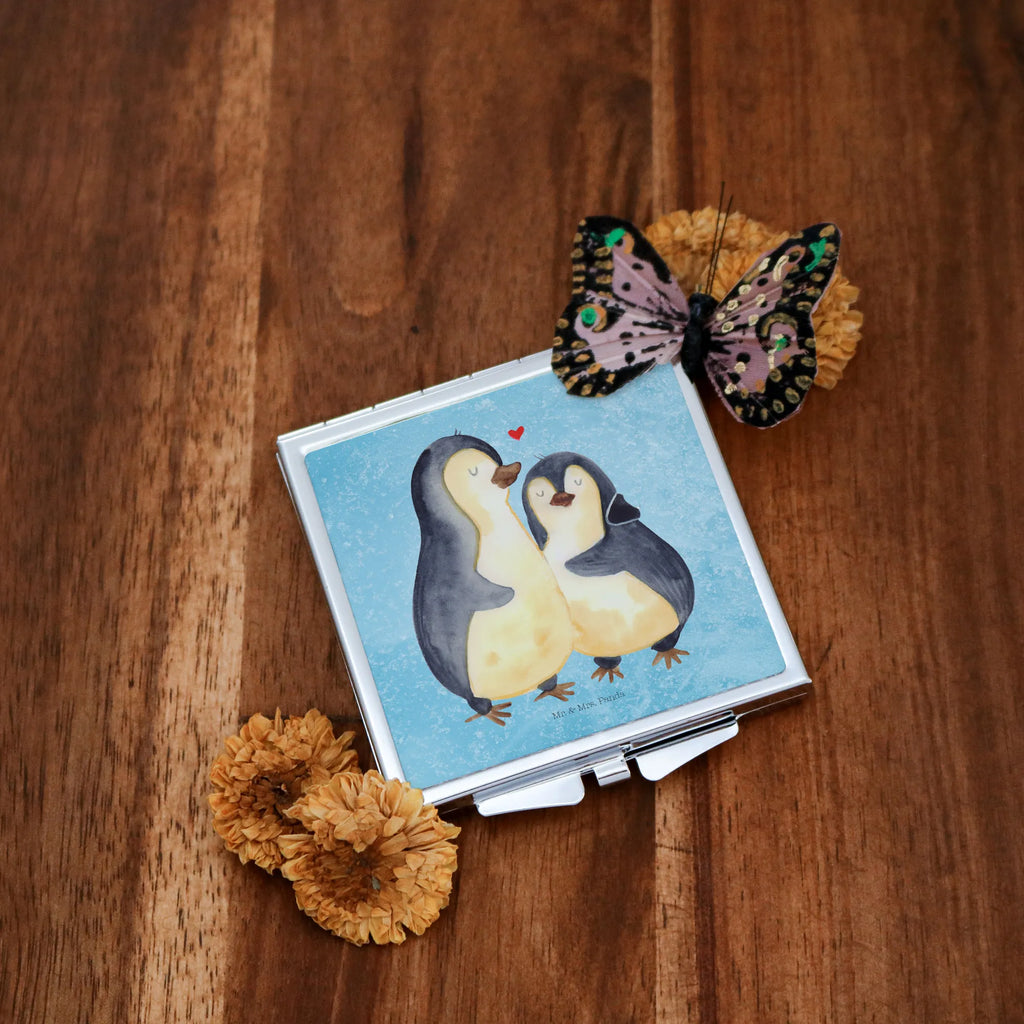 Handtaschenspiegel quadratisch Pinguin umarmen Handspiegel Für Damen, Design Taschenspiegel, Klappbarer Handspiegel, Vintage Kompaktspiegel, Handspiegel Geschenkidee, Silber, Schminkspiegel To Go, Reise Spiegel, Klappbarer Taschenspiegel, Handspiegel Mit Hülle, Kompaktspiegel, Spiegel Für Unterwegs, Quadratischer Handspiegel, Spiegel Für Schminktasche, Kosmetikspiegel Klein, Tragbarer Spiegel, Schminkspiegel Kompakt, Klappspiegel, Spiegel Für Handtasche, Deko Handspiegel, Taschenspiegel, Mini Spiegel, Handtaschenspiegel, Handspiegel Zum Mitnehmen, Taschen-Kosmetikspiegel, Runder Taschenspiegel, Spiegel Für Make-Up Tasche, Pinguin, Liebesbeweis, Hochzeit, Hochzeitsgeschenk, Liebesgeschenk, Liebespaar, Jahrestag, Liebe, Verlobung, Hochzeitstag