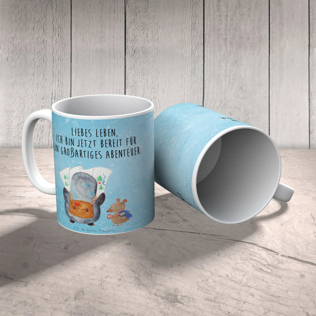 Mug Penguin & Mouse Hiker kaffeetasse bedruckt, Mug, milchkaffeetasse, Keramikbecher, Tasse mit Motiv, Becher, Sprüchetasse, Frühstückstasse, Pott, Motivtasse, Trinktasse, Bürobecher, Designtasse, Keramiktasse, Kaffeepott, statement tasse, Henkelbecher, Teetasse, tasse für kaffee, design tasse, Kakaotasse, Bedruckte Tasse, kaffeetasse keramik, kaffeebecher bedruckt, heißgetränkebecher, Bürotasse, Teepott, Geschenktasse, Dekotasse, Coffee Mug, schöne tasse, hochwertige tasse, Frühstücksbecher, tasse für büro, Henkeltasse, Kaffeetasse, Trinkbecher, Kaffeebecher, Tasse mit Spruch, haferl, kaffeebecher keramik, Tasse, Teebecher, Pinguin, Abenteurer, Pinguine, Wandern, Wanderlust, Ausflug, Abenteuer, Roadtrip