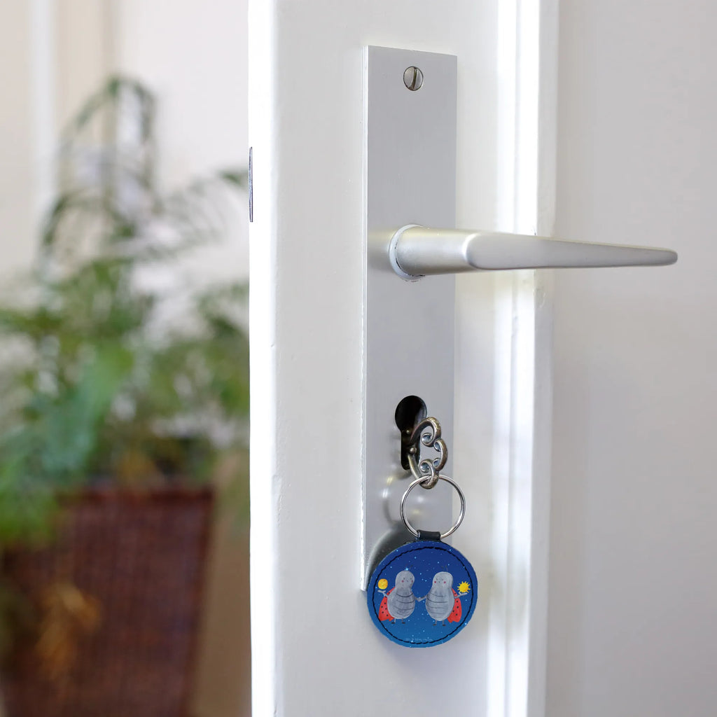 Round key ring Star sign twin Taschenanhänger, Schlüsselaccessoire, schlüsselbund anhänger, mini schlüsselanhänger, Schlüsselanhänger, Sternzeichen, Tierkreiszeichen, Horoskop, Astrologie, Aszendent, Geschenk Mai, Geschenk Juni, Zwillingsschwester, Geburtstag Mai, Zwilling Geschenk, Glückskäfer, Zwillinge, Marienkäfer, Zwilling Sternzeichen, Zwillingsbruder