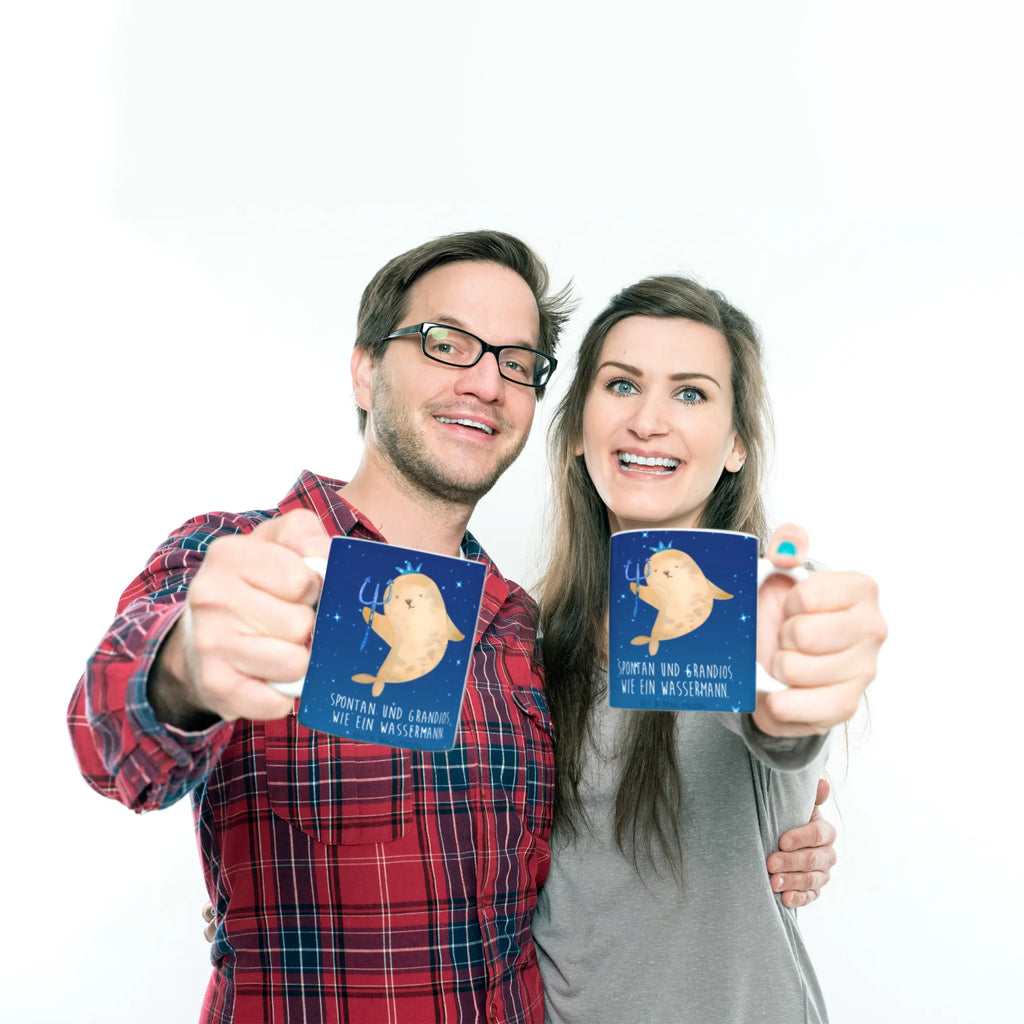 Tasse Sternzeichen Wassermann Bürobecher, Becher, kaffeetasse bedruckt, milchkaffeetasse, Bürotasse, Frühstückstasse, kaffeebecher keramik, Sprüchetasse, Bedruckte Tasse, Trinkbecher, Kaffeebecher, Henkelbecher, Henkeltasse, Motivtasse, Keramikbecher, heißgetränkebecher, statement tasse, Coffee Mug, tasse für kaffee, Dekotasse, hochwertige tasse, Kakaotasse, kaffeetasse keramik, Tasse mit Motiv, schöne tasse, kaffeebecher bedruckt, Keramiktasse, Tasse, Teepott, design tasse, Kaffeetasse, haferl, tasse für büro, Tasse mit Spruch, Geschenktasse, Kaffeepott, Teebecher, Teetasse, Designtasse, Pott, Mug, Trinktasse, Frühstücksbecher, Tierkreiszeichen, Horoskop, Aszendent, Sternzeichen, Astrologie, Meermann, Geburtstag Februar, Geschenk Februar, Meer Geschenk, Geschenk Januar, Nix, Geburtstag Januar, Wassermann Geschenk, Wassermann Sternzeichen