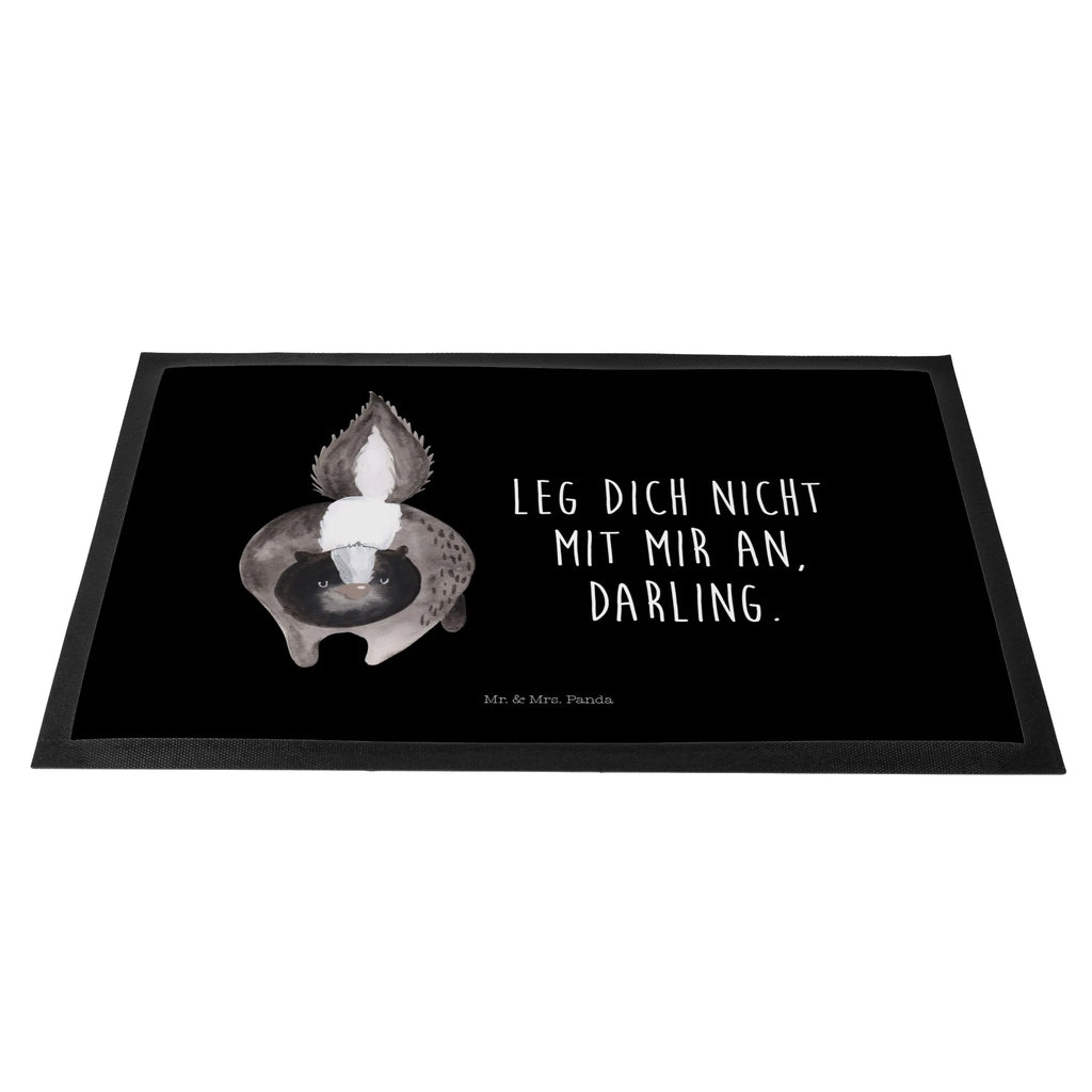 Doormat skunk attack Fussmatte, Eingangsmatte, Sauberlaufmatte, Abtretmatte, Eingangsteppich, abstreifer, Schmutzmatte, fußmatte, Schuhabstreifer, Türmatte, matte haustür, Fußmatten, flurmatte, Schmutzfangmatte, Schmutzfangteppich, außenmatte, sauberlaufmatten, türmatten, Abtreter, Türvorleger, Fußabtreter, hausmatte, Schmutzfänger, Fußabstreifer, schmutzfangmatten, Haustürmatte, Stinktier, Skunk, Stinker, Raubtier, wütend, Stinki, Wildtier, Drohung