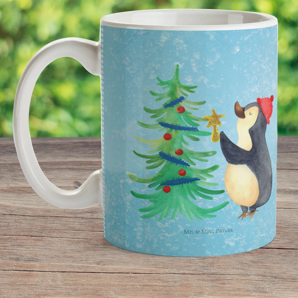 Kindertasse Pinguin Weihnachtsbaum Kinderbecher Mit Spruch, Kindertasse Handgemacht, Tasse Für Schulanfänger, Kinderbecher Aus Edelstahl, Kindertasse BPA-Frei, Kindertasse Spülmaschinenfest, Kindertasse Für Vorschüler, Kindertasse Mit Cartoonmotiv, Kindertasse Mit Griffen, Kinder-Thermobecher, Kindertasse Ökologisch, Trinklernbecher, Trinklernbecher Aus Kunststoff, Kinder-Porzellantasse Mit Motiv, Kindertasse Auslaufsicher, Kindertasse, Kinder-Porzellantasse, Kinderbecher Für Kleinkinder, Kindertasse Bruchsicher, Kinderbecher Mit Deckel, Kindertasse Mikrowellengeeignet, Kinderbecher, Design Kindertasse, Trinklern-Tasse, Nachhaltige Kindertasse, Kindertasse Mit Tiermotiv, Kindertasse Mit Strohhalm, Trinklernbecher Personalisiert, Tasse Für Kinder, Kindertasse Für Baby, Tasse Für Kleinkinder, Kinder-Keramiktasse, Kinderbecher Unzerbrechlich, Tasse Mit Henkel Für Kinder, Kindertasse Bunt, Trinklernbecher Mit Deckel, Kindertasse Aus Silikon, Winter, Weihnachten, Weihnachtsdeko, Nikolaus, Advent, Heiligabend, Wintermotiv, Pinguin