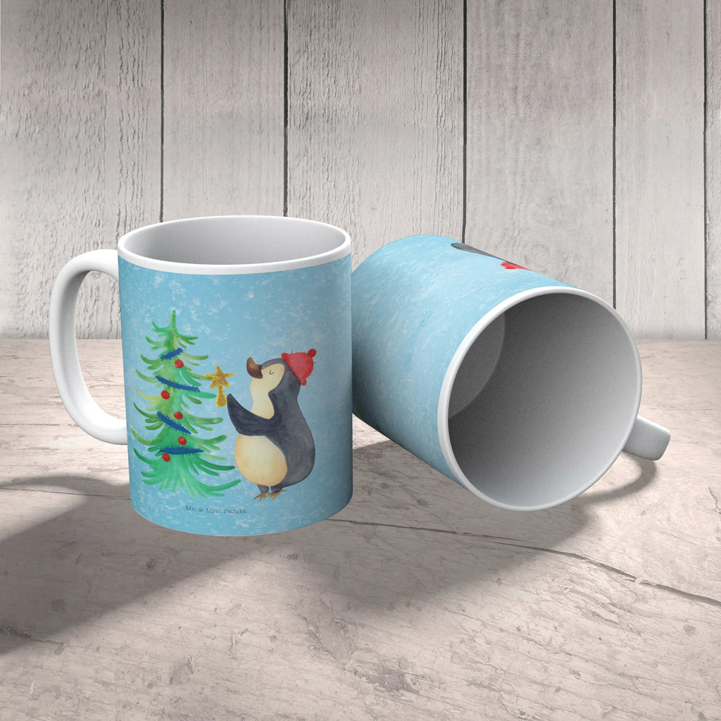 Kindertasse Pinguin Weihnachtsbaum Kinderbecher Mit Spruch, Kindertasse Handgemacht, Tasse Für Schulanfänger, Kinderbecher Aus Edelstahl, Kindertasse BPA-Frei, Kindertasse Spülmaschinenfest, Kindertasse Für Vorschüler, Kindertasse Mit Cartoonmotiv, Kindertasse Mit Griffen, Kinder-Thermobecher, Kindertasse Ökologisch, Trinklernbecher, Trinklernbecher Aus Kunststoff, Kinder-Porzellantasse Mit Motiv, Kindertasse Auslaufsicher, Kindertasse, Kinder-Porzellantasse, Kinderbecher Für Kleinkinder, Kindertasse Bruchsicher, Kinderbecher Mit Deckel, Kindertasse Mikrowellengeeignet, Kinderbecher, Design Kindertasse, Trinklern-Tasse, Nachhaltige Kindertasse, Kindertasse Mit Tiermotiv, Kindertasse Mit Strohhalm, Trinklernbecher Personalisiert, Tasse Für Kinder, Kindertasse Für Baby, Tasse Für Kleinkinder, Kinder-Keramiktasse, Kinderbecher Unzerbrechlich, Tasse Mit Henkel Für Kinder, Kindertasse Bunt, Trinklernbecher Mit Deckel, Kindertasse Aus Silikon, Winter, Weihnachten, Weihnachtsdeko, Nikolaus, Advent, Heiligabend, Wintermotiv, Pinguin