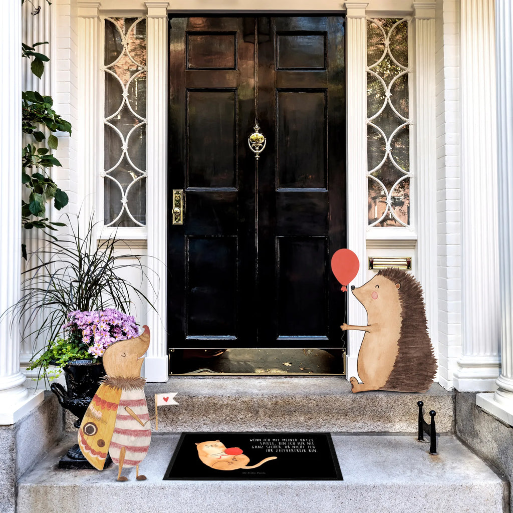 Doormat Cat Wool Schuhabstreifer, Schmutzmatte, abstreifer, Abtreter, türmatten, Fussmatte, Eingangsmatte, Schmutzfangmatte, Schmutzfangteppich, schmutzfangmatten, außenmatte, fußmatte, Schmutzfänger, Abtretmatte, Türvorleger, Türmatte, flurmatte, hausmatte, Haustürmatte, matte haustür, Fußmatten, Eingangsteppich, Sauberlaufmatte, sauberlaufmatten, Fußabstreifer, Fußabtreter, Katzensouvenirs, Katzenliebhaberprodukte, Katzenmotive, Katze, Katzenmotiv, Katzenfan, Katzendeko, Katzenfreund, Katzenliebhaber, Katzenprodukte, Katzenartikel, Katzenaccessoires, Wolle, Spielen, Cats, Wollknäuel, Verspielt, Katzenbesitzerin, Haustier, Mietze, Katzenhalter, Kater, Cat, Katzen, Spiel