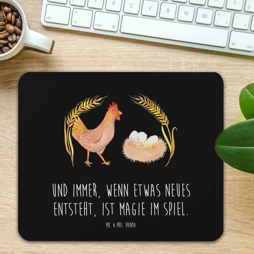 Mouse mat Chicken Proud Mausunterlage, Einzigartiges Mauspad, Designer Mauspad, Mousepad, Büroausstattung, Computer zubehör, PC Zubehör, Mauspad Büro, Arbeitszimmer, Mauspad, Bauernhof, Hoftiere, Landwirt, Landwirtin, Geburt, Spruch, Magie, Motivation, Eier, Hahn, Hühner, Henne, Schwangerschaft, Hof, Landleben