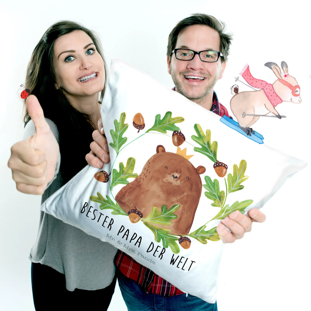 Cushion bear king kuschel kissen, Mikrofaser Kissen, Sofakissen, kuschelkissen 40x40, microfaser zierkissen, kissen für sofa, 40 X 40 Kissen, deko kissen, Zierkissen, wohnzimmer kissen, Dekokissen Sofa, microfaser sofakissen, Kuschelkissen, Sofakissen 40x40, 40x40 kissen, Dekokissen 40x40, Couchkissen, microfaser dekokissen, Polsterkissen, Motivkissen, couchkissen 40x40, zierkissen 40x40, zier kissen, Kissen 40x40, wurfkissen, sofa kissen, Dekokissen, Kissen, couch kissen, microfaser kopfkissen, Kopfkissen, Kopfkissen 40x40, kissen für couch, kissen 40 x 40, kissen mikrofaser, Teddy, Teddybär, Bär, Vatertag, Papi, Daddy, Papa, Dad, Papa Bär, Vater, Bester Vater, Bester Papa, Weltbester Papa