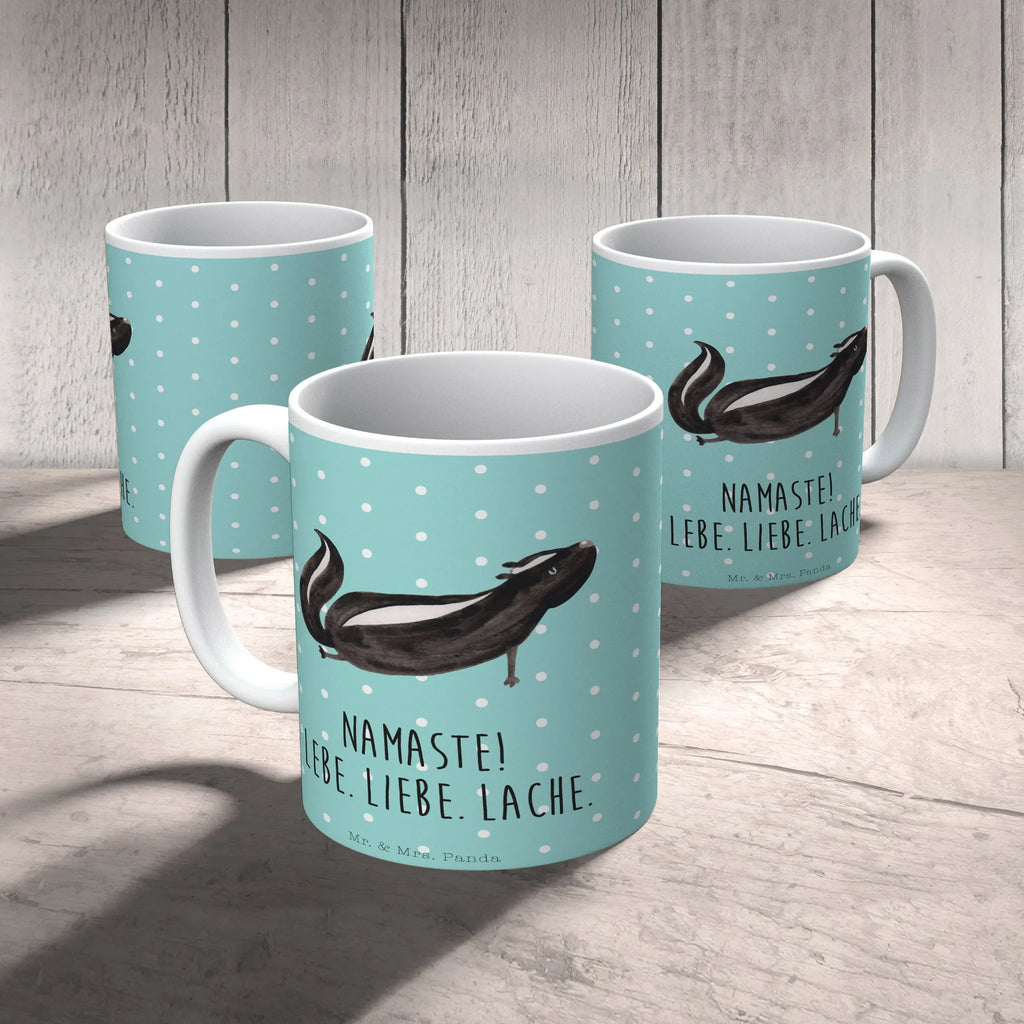 Kubek skunks Joga Mug, Motivtasse, Bürotasse, Pott, design tasse, Tasse mit Spruch, Bürobecher, Tasse mit Motiv, kaffeebecher bedruckt, Frühstückstasse, heißgetränkebecher, schöne tasse, Bedruckte Tasse, kaffeetasse bedruckt, Trinktasse, Kakaotasse, Kaffeetasse, Teetasse, Keramiktasse, Dekotasse, haferl, Designtasse, tasse für kaffee, milchkaffeetasse, Trinkbecher, Sprüchetasse, Coffee Mug, Teepott, Henkeltasse, statement tasse, Tasse, Keramikbecher, kaffeetasse keramik, hochwertige tasse, Henkelbecher, kaffeebecher keramik, Kaffeebecher, Kaffeepott, Frühstücksbecher, Teebecher, Geschenktasse, tasse für büro, Becher, Stinktier, Skunk, Liebe, Lebe, Stinker, Lache, Raubtier, Stinki, Yoga, Wildtier, Namaste
