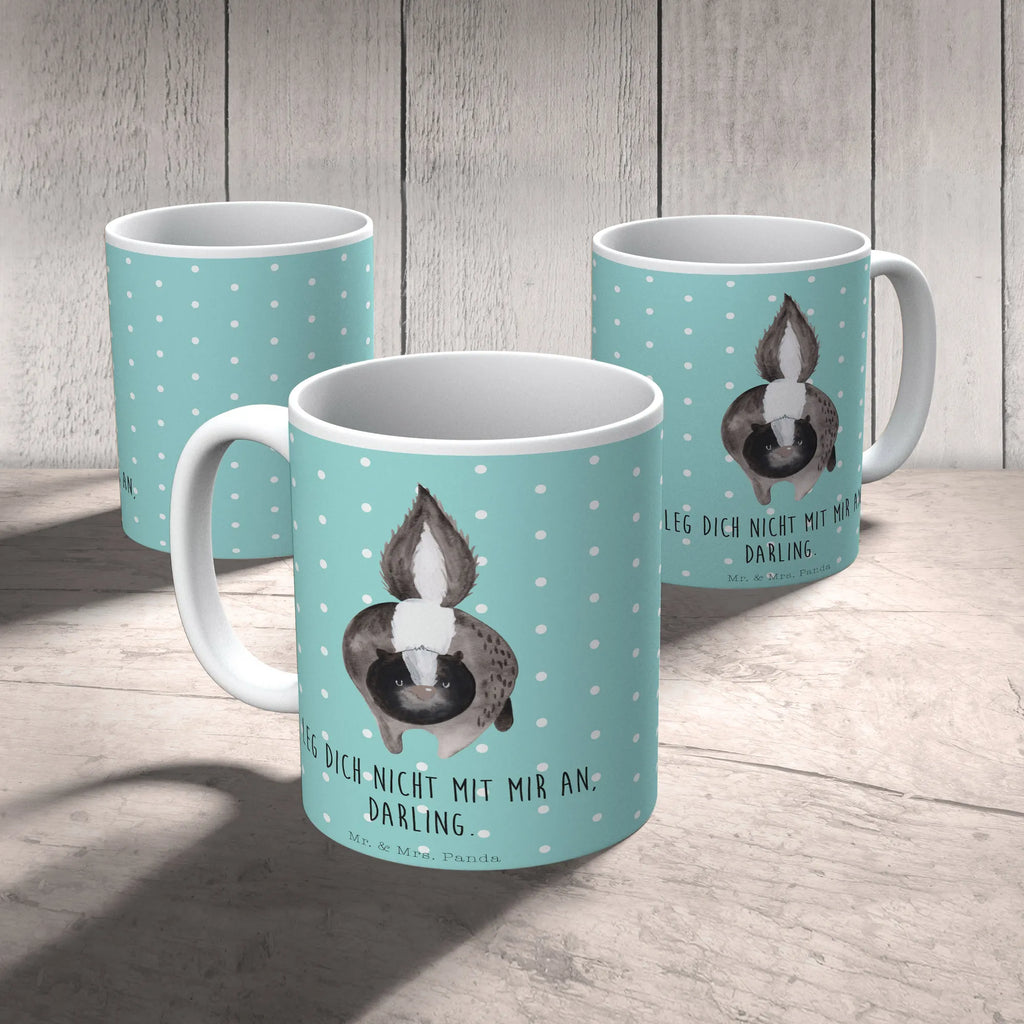 Mug skunk attack Tasse mit Spruch, Frühstücksbecher, Coffee Mug, haferl, Teebecher, Dekotasse, Pott, schöne tasse, Trinkbecher, milchkaffeetasse, Trinktasse, Frühstückstasse, Teetasse, Bedruckte Tasse, kaffeebecher bedruckt, tasse für kaffee, Motivtasse, Keramiktasse, statement tasse, Tasse, design tasse, Kakaotasse, Kaffeepott, kaffeetasse keramik, Mug, Kaffeetasse, Tasse mit Motiv, Bürobecher, Designtasse, Becher, Keramikbecher, kaffeebecher keramik, Henkeltasse, Henkelbecher, Kaffeebecher, Teepott, Bürotasse, Geschenktasse, Sprüchetasse, heißgetränkebecher, hochwertige tasse, tasse für büro, kaffeetasse bedruckt, Skunk, Stinktier, Wildtier, Stinker, Raubtier, wütend, Drohung, Stinki