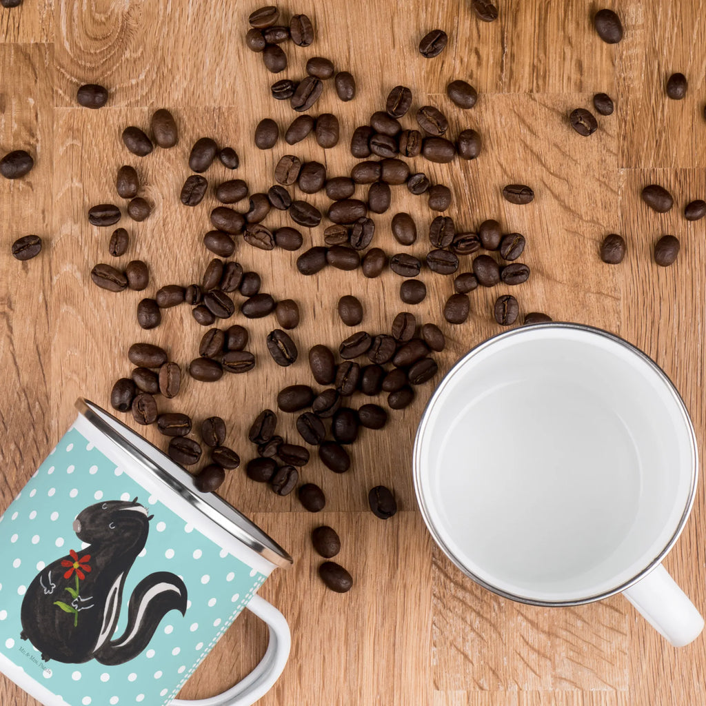 Kempingowy kubek emaliowany skunks kwiat wandertasse, Trinkbecher, Pott, Blechtasse, Kaffeebecher, Emaille Tasse, metallbecher, reisetasse, wanderbecher, Teetasse, Tasse, Campingbecher, becher emaille, Emaille Becher, Metalltasse, blechbecher, Emailletasse, emaillebecher, Teebecher, Reisebecher, Tasse Emaille, Campingtasse, Kaffeetasse, Becher, Stinktier, Skunk, Stinki, Stinker, Wildtier, Raubtier, Tagträumer, Träume, Dreams, Verträumt