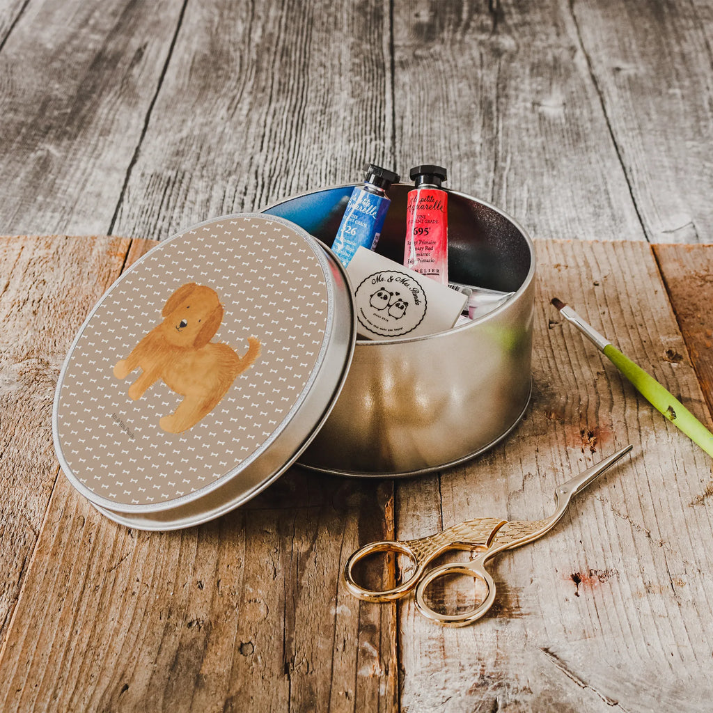 okrągła puszka z blachy pies puszysty Pies, motyw psa, zwierzę domowe, rasa psa, miłośnik zwierząt, właściciel psa, powiedzenia