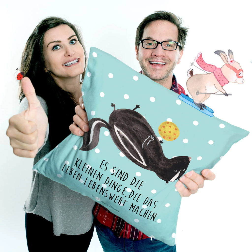 Cushion skunk ball Dekokissen Sofa, microfaser sofakissen, kissen für sofa, couch kissen, deko kissen, microfaser dekokissen, sofa kissen, Kissen 40x40, Sofakissen 40x40, kuschel kissen, 40 X 40 Kissen, Polsterkissen, microfaser kopfkissen, 40x40 kissen, couchkissen 40x40, Dekokissen 40x40, Kopfkissen, kissen mikrofaser, Kuschelkissen, Motivkissen, zier kissen, Zierkissen, kissen 40 x 40, kissen für couch, Mikrofaser Kissen, Sofakissen, Kissen, Dekokissen, Couchkissen, zierkissen 40x40, wohnzimmer kissen, kuschelkissen 40x40, wurfkissen, Kopfkissen 40x40, microfaser zierkissen, Skunk, Stinktier, Wildtier, Weisheit, Stinki, Stinker, Verspielt, Raubtier