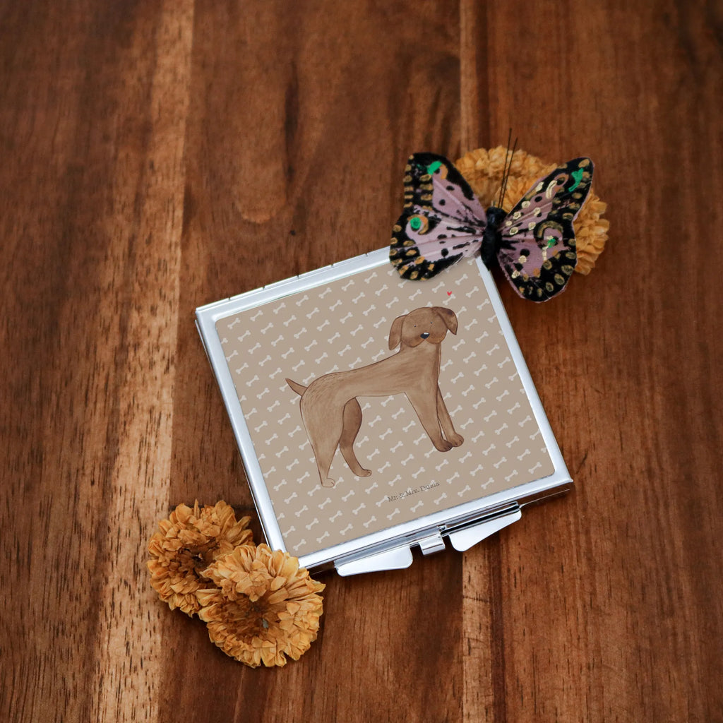 Handbag mirror Dog mastiff Silber, Spiegel Für Schminktasche, Spiegel Für Handtasche, Quadratischer Handspiegel, Spiegel Für Make-Up Tasche, Handspiegel Mit Hülle, Schminkspiegel Kompakt, Kompaktspiegel, Klappbarer Taschenspiegel, Design Taschenspiegel, Schminkspiegel To Go, Deko Handspiegel, Handspiegel Für Damen, Kosmetikspiegel Klein, Handspiegel Geschenkidee, Runder Taschenspiegel, Klappspiegel, Handtaschenspiegel, Klappbarer Handspiegel, Spiegel Für Unterwegs, Reise Spiegel, Mini Spiegel, Handspiegel Zum Mitnehmen, Vintage Kompaktspiegel, Tragbarer Spiegel, Taschen-Kosmetikspiegel, Taschenspiegel, Sprüche, Hund, Hundebesitzer, Hunderasse, Haustier, Hundemotiv, Tierliebhaber, Hunde, Great Dane, Dogge, Deutsche Dogge