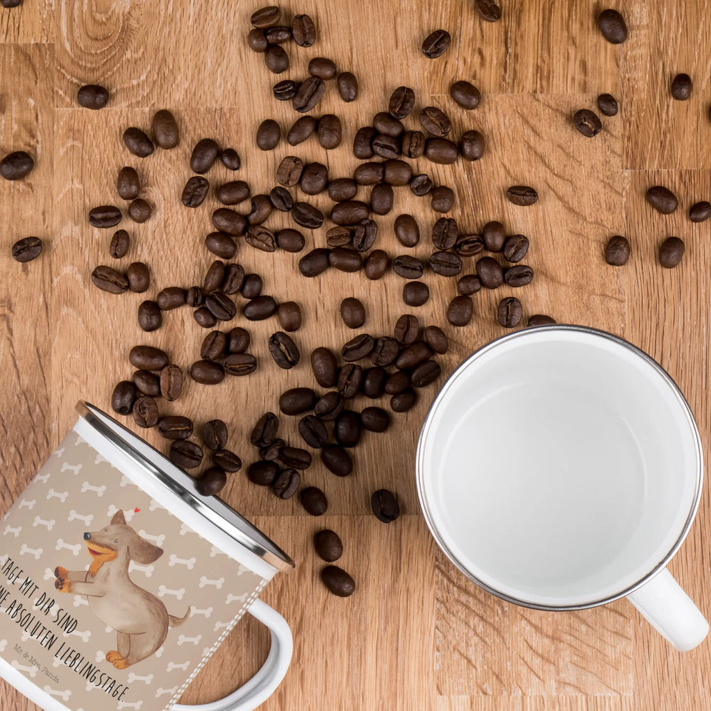 Kempingowy kubek emaliowany pies Jamnik Outdoor Tasse, Outdoor Becher, Camping Tasse Emaille, Camping Becher Edelstahl, Emaille Campingbecher, Metalltasse für Camping, Camping Becher, Campingbecher, Camping Tassen, Tasse Camping, Campingtasse, Camping Tassen Emaille, Blechtassen, Emaille Tasse, Trinkbecher, Emaille Trinkbecher, Blechtasse Outdoor, Kaffee Blechtasse, Emaille Tassen, Tasse Emaille, Blechtasse, Emailletasse, Metalltasse, Camping Tasse Metall, Edelstahl Trinkbecher, Emaille Becher Camping, Metall Tasse, Emaille Becher, Emaille Tasse Camping, Campingtassen, Hund, Hundemotiv, Haustier, Hunderasse, Tierliebhaber, Hundebesitzer, Sprüche, Dachshund, Hunde, Dackel, happy dog