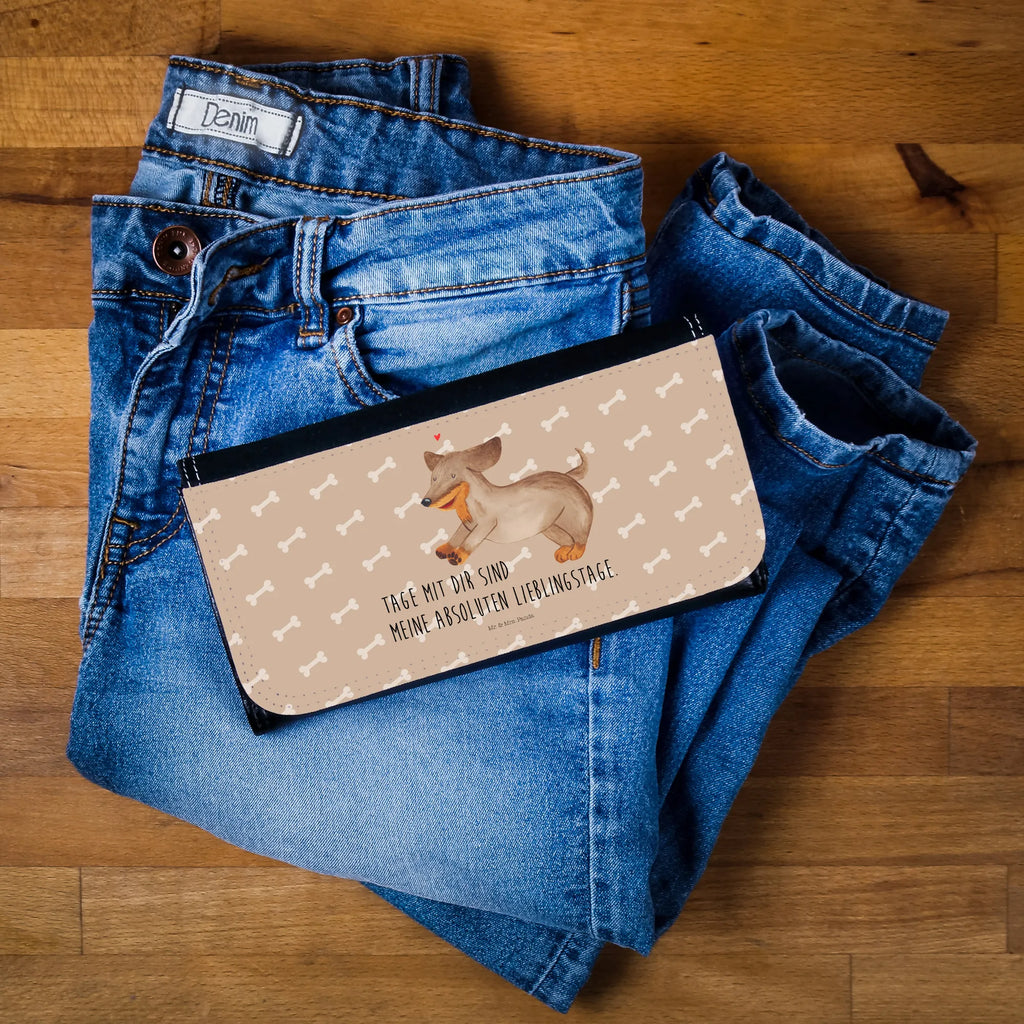 Damen Portemonnaie Hund Dackel fröhlich Leder Portemonnaie Damen, RFID Portemonnaie Damen, Slim Portemonnaie Damen, Geldbörse Mit Clipverschluss Damen, Geldbörse Aus Kunstleder Damen, Münzgeldbörse Damen, Damen Portemonnaie, Portmonee Damen, Reißverschluss Portemonnaie Damen, Frauen Geldbörse, Geldbörse Aus Stoff Damen, Münzbörse Damen, Hochwertiges Portemonnaie Damen, Portemonnaie für Damen, Veganes Portemonnaie Damen, Frauen Brieftasche, Geldbörse Mit Druckverschluss Damen, Geldbörse Mit Handgelenksschlaufe Damen, Etui Geldbörse Damen, Damengeldbeutel, Damen Geldtasche, Damengeldbörse, Kartenetui Damen, Damen Geldbörse, XXL Portemonnaie Damen, Geldbörse Aus Leder Damen, Portmonnaie Damen, Mini Geldbörse Damen, Damen Geldbeutel, Portemonnaie Mit Kartenfächern Damen, Designer Portemonnaie Damen, Brieftasche Damen, Clutch Portemonnaie Damen, Geldbörse Mit Fach Damen, Kartenhalter Damen, Portemonnaie Mit Reißverschluss Damen, Geldbörse Mit Zipper Damen, Portemonnaie Mit Münzfach Damen, Hund, Hundemotiv, Haustier, Hunderasse, Tierliebhaber, Hundebesitzer, Sprüche, Hunde, Dackel, happy dog, Dachshund