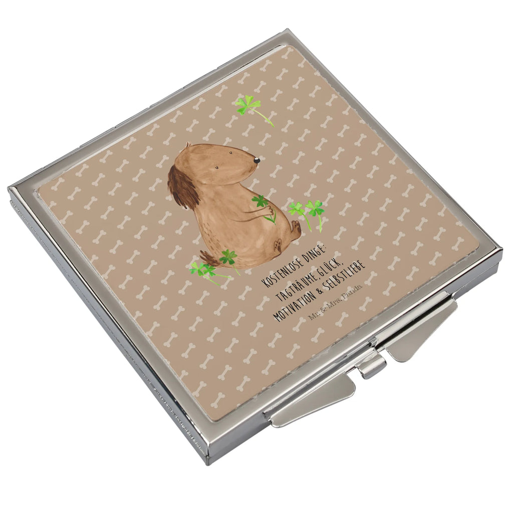 Kwadratowe lusterko do torebki pies koniczyna Spiegel Für Schminktasche, Spiegel Für Handtasche, Design Taschenspiegel, Spiegel Für Make-Up Tasche, Klappbarer Handspiegel, Quadratischer Handspiegel, Klappspiegel, Vintage Kompaktspiegel, Reise Spiegel, Kompaktspiegel, Deko Handspiegel, Runder Taschenspiegel, Taschen-Kosmetikspiegel, Schminkspiegel Kompakt, Spiegel Für Unterwegs, Handtaschenspiegel, Mini Spiegel, Tragbarer Spiegel, Schminkspiegel To Go, Klappbarer Taschenspiegel, Silber, Handspiegel Für Damen, Handspiegel Geschenkidee, Taschenspiegel, Handspiegel Zum Mitnehmen, Kosmetikspiegel Klein, Handspiegel Mit Hülle, Hundemotiv, Haustier, Hund, Tierliebhaber, Sprüche, Hundebesitzer, Hunderasse, Kleeblatt, Selbstliebe, Tagträume, Glücksbringer, Geschenk, Neuanfang, Glück, Motivation, Achtsamkeit
