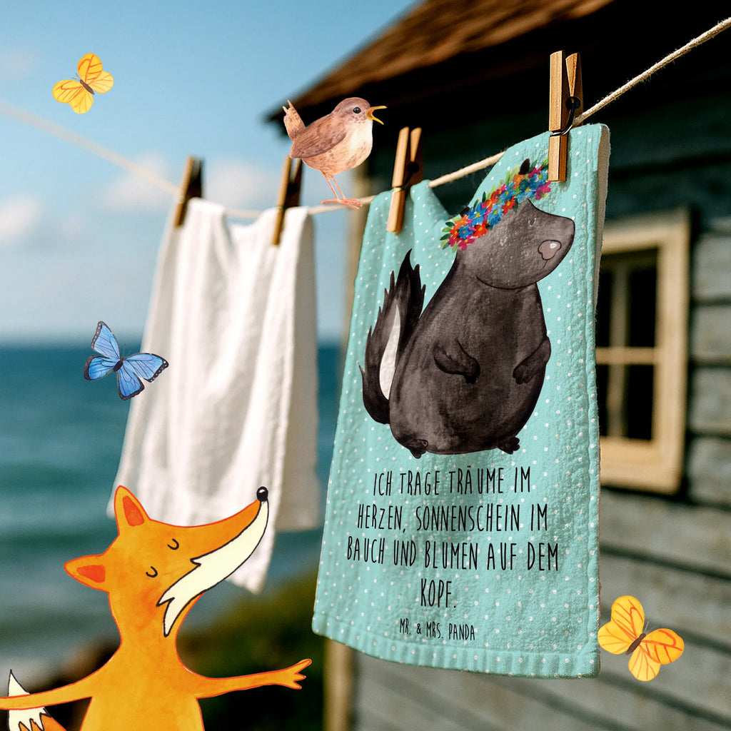 Hand towel skunk Girl Handtuch Geschenk 50x100, Nachhaltiges Handtuch 50x100, Handtuch Für Reise 50x100, Handtuch Set 50x100, Waschbares Handtuch 50x100, Pflegeleichtes Handtuch 50x100, Mikrofaser Handtuch 50x100, Weißes Handtuch 50x100, Handtuch Mit Muster 50x100, Handtuch Aus Baumwolle 50x100, Handtuch Für Gäste-WC 50x100, Saugfähiges Handtuch 50x100, Handtuch Für Alltag 50x100, Weiches Handtuch 50x100, Handtuch Aus Bio Baumwolle, Handtuch Mit Bordüre 50x100, Handtuch 50x100, Mittelgroßes Handtuch, Modernes Handtuch 50x100, Handtuch Größe 50x100, Hochwertiges Handtuch 50x100, Buntes Handtuch 50x100, Umweltfreundliches Handtuch 50x100, Unifarbenes Handtuch 50x100, Klassisches Handtuch 50x100, Handtuch Für Sport 50x100, Handtuch Für Küche 50x100, Graues Handtuch 50x100, Handtuch Für Badezimmer 50x100, Baumwollhandtuch 50x100, Stinktier, Skunk, Namaste, Raubtier, Wildtier, Stinki, Yoga, Stinker