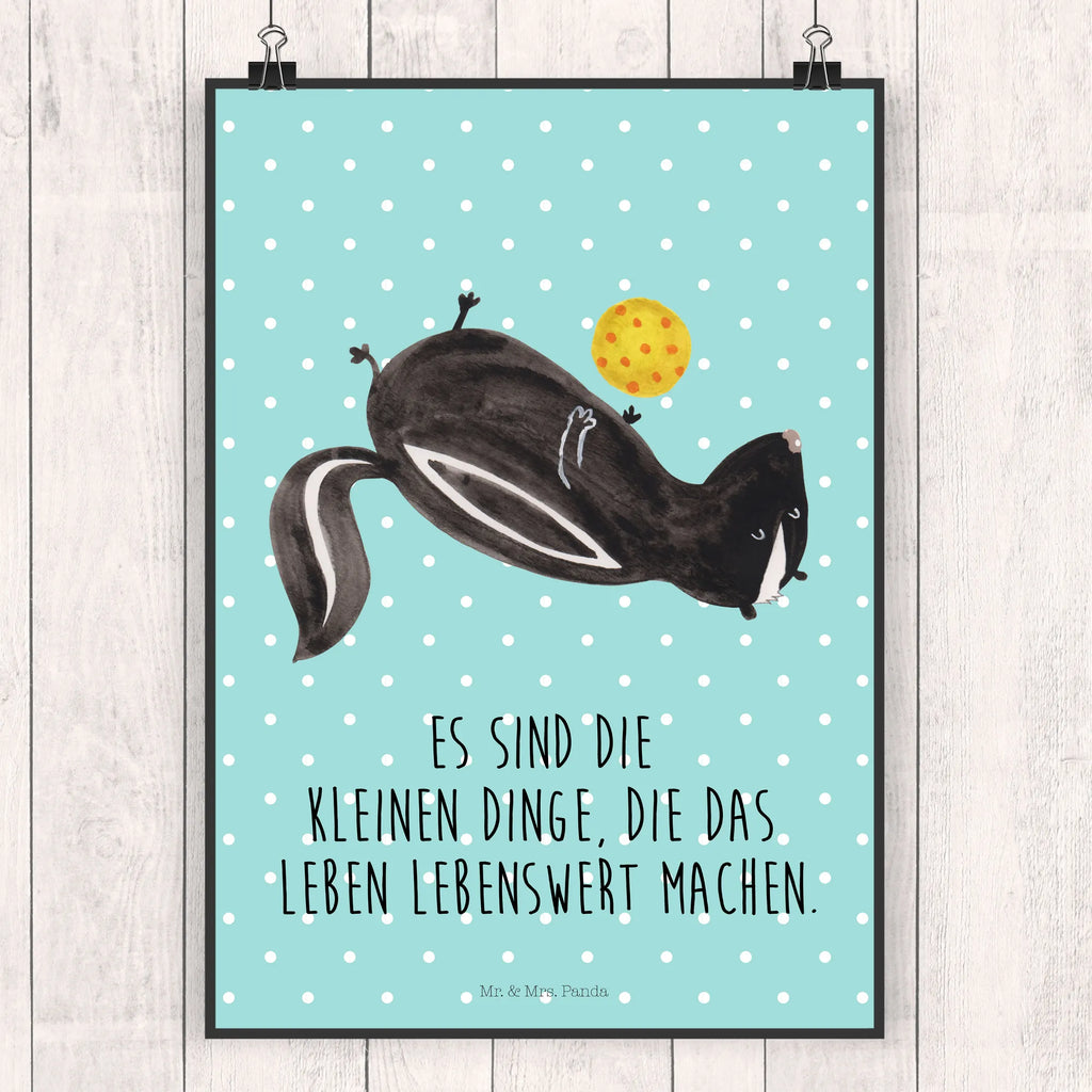 Plakat skunks piłka wandkunst, Wanddeko Bild, Bild, Mr. & Mrs. Panda Poster, drucke, Kunstdruck, Wanddekoration, Poster, kunst für die wand, Wandposter, grafikposter, Deko Bild, kunstdruck poster, Wandbild, kunstposter, Designposter, wanddeko, Plakat, wanddruck, Bild für Wand, Wandschmuck, Posterdruck, Stinktier, Skunk, Stinki, Weisheit, Stinker, Wildtier, Verspielt, Raubtier