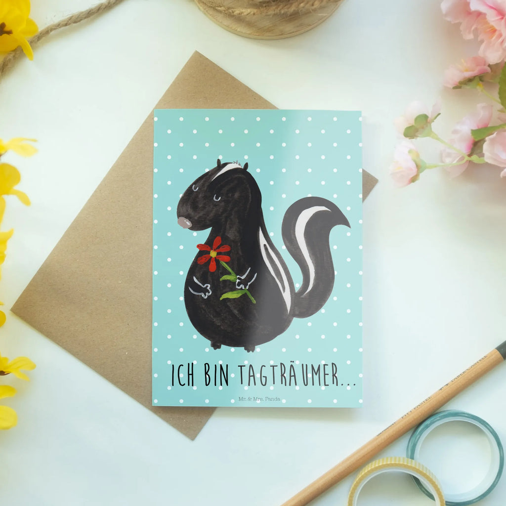 Greetings card skunk flower firmungskarte, glückwunschkarten, kommunionskarte, einladungskarten, abiturkarte, Motivkarte, Klappkarte, osterkarten, babykarte, valentinstagskarte, spruchkarte, genesungskarte, jubiläumskarte, Grußkarte, hochzeitskarten, Beileidskarte, neujahrskarte, dankeskarten, Glückwunschkarte, weihnachtskarten, osterkarte, vatertagskarte, Grußkarten, Skunk, Stinktier, Stinki, Raubtier, Tagträumer, Träume, Wildtier, Stinker, Verträumt, Dreams
