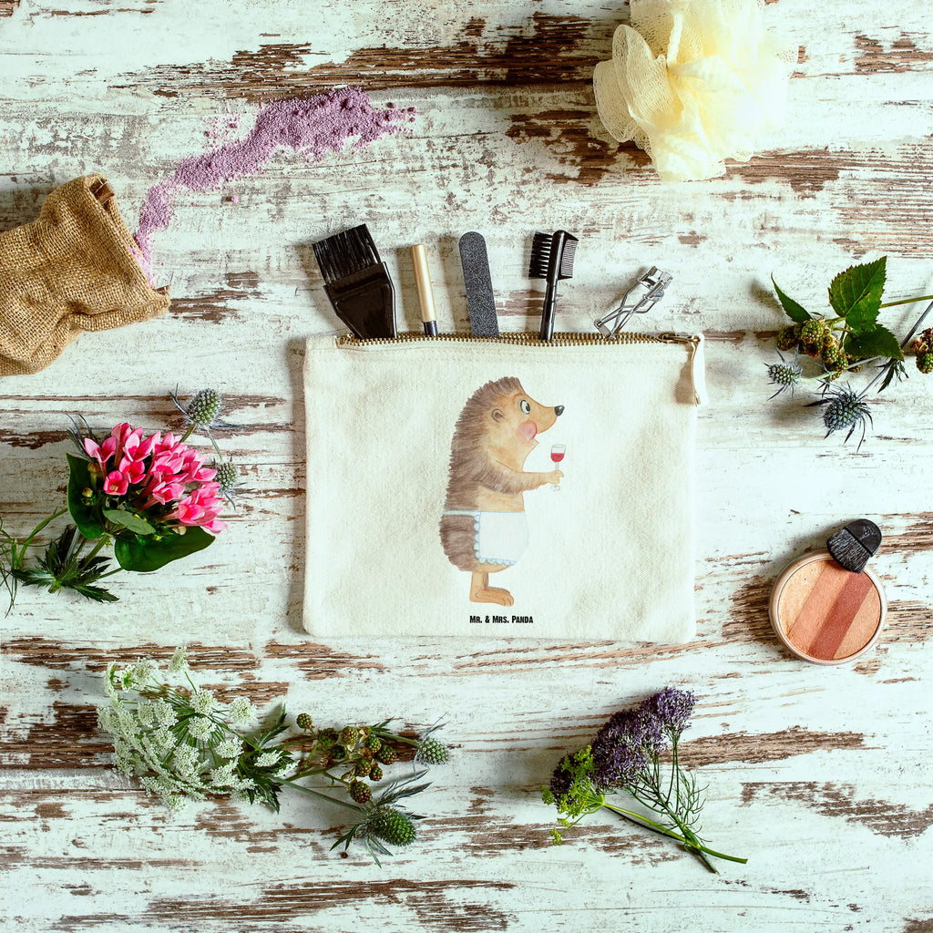 Make-up bag Hedgehog wine Stiftemäppchen, Waschbeutel, Kulturbeutel, Kulturtasche, aufbewahrungstasche, kosmetiktäschchen, beauty case, Mäppchen, Federmappe, Schlampermäppchen, Schminktasche, Schminktäschchen, pinsel tasche, utensilientasche, toiletry bag, beauty tasche, Schminkbeutel, pencil case, Etui, aufbewahrungsbeutel, Kosmetikbeutel, Waschtasche, Kosmetiktasche, Lustige Sprüche, Tiermotive, Tiere, Gute Laune, Geschenk Weinliebhaber, Igel, Weißwein, Wein trinken, Rotwein, Wein Deko, Wein Spruch, Geschenk Weintrinker, Weinglas