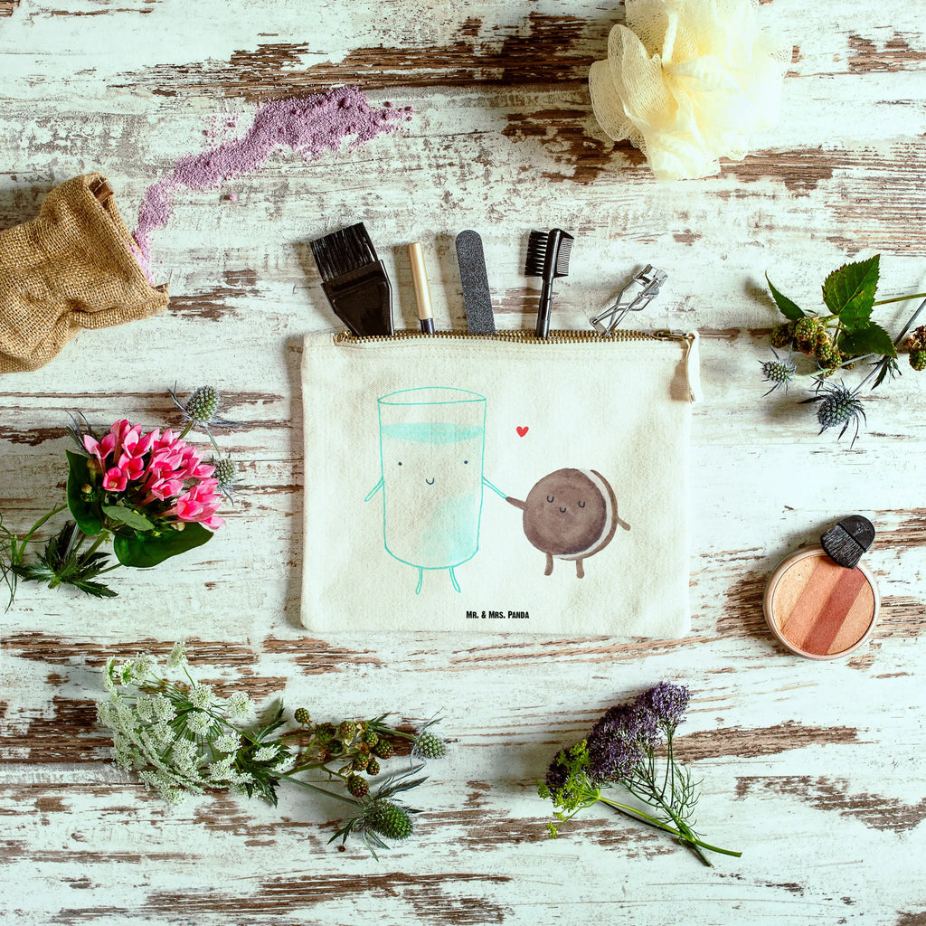 Make-up bag milk biscuit Mäppchen, Kulturtasche, Schminktasche, Kulturbeutel, Kosmetiktasche, pinsel tasche, toiletry bag, aufbewahrungsbeutel, Waschbeutel, pencil case, Schlampermäppchen, utensilientasche, aufbewahrungstasche, Federmappe, Waschtasche, Stiftemäppchen, beauty tasche, Schminktäschchen, Etui, Schminkbeutel, Kosmetikbeutel, beauty case, kosmetiktäschchen, Lustige Sprüche, Tiermotive, Tiere, Gute Laune, Milch, Keks, Cookie, Milk, Motiv Süß, Romantisch, Kaffee, Kekse, Perfektes Paar, Einladung Frühstück