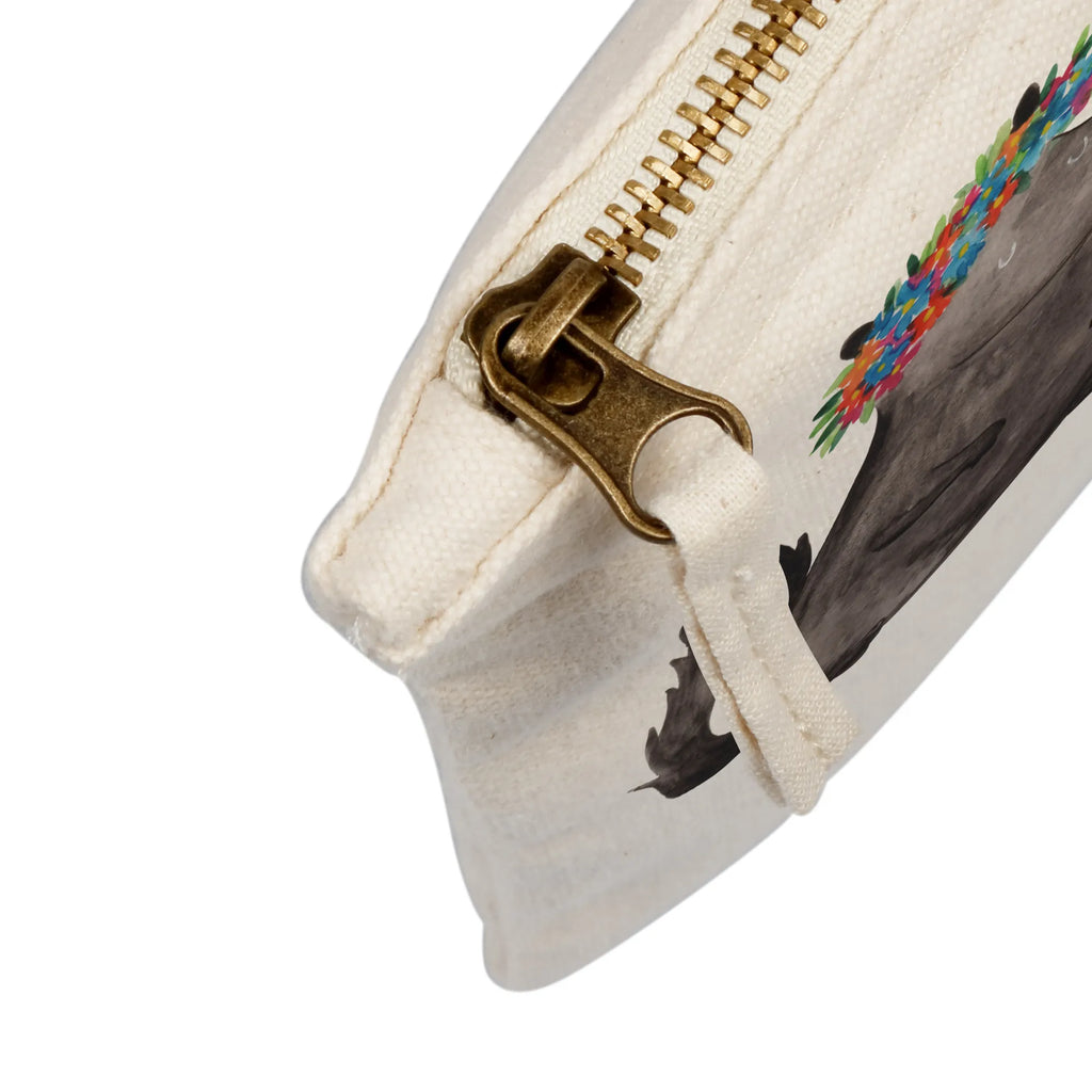 Make-up bag skunk Girl Skunk, Wild animal, Laugh, Stinker, Stinky, Love, Live, Namaste, Yoga, Predator