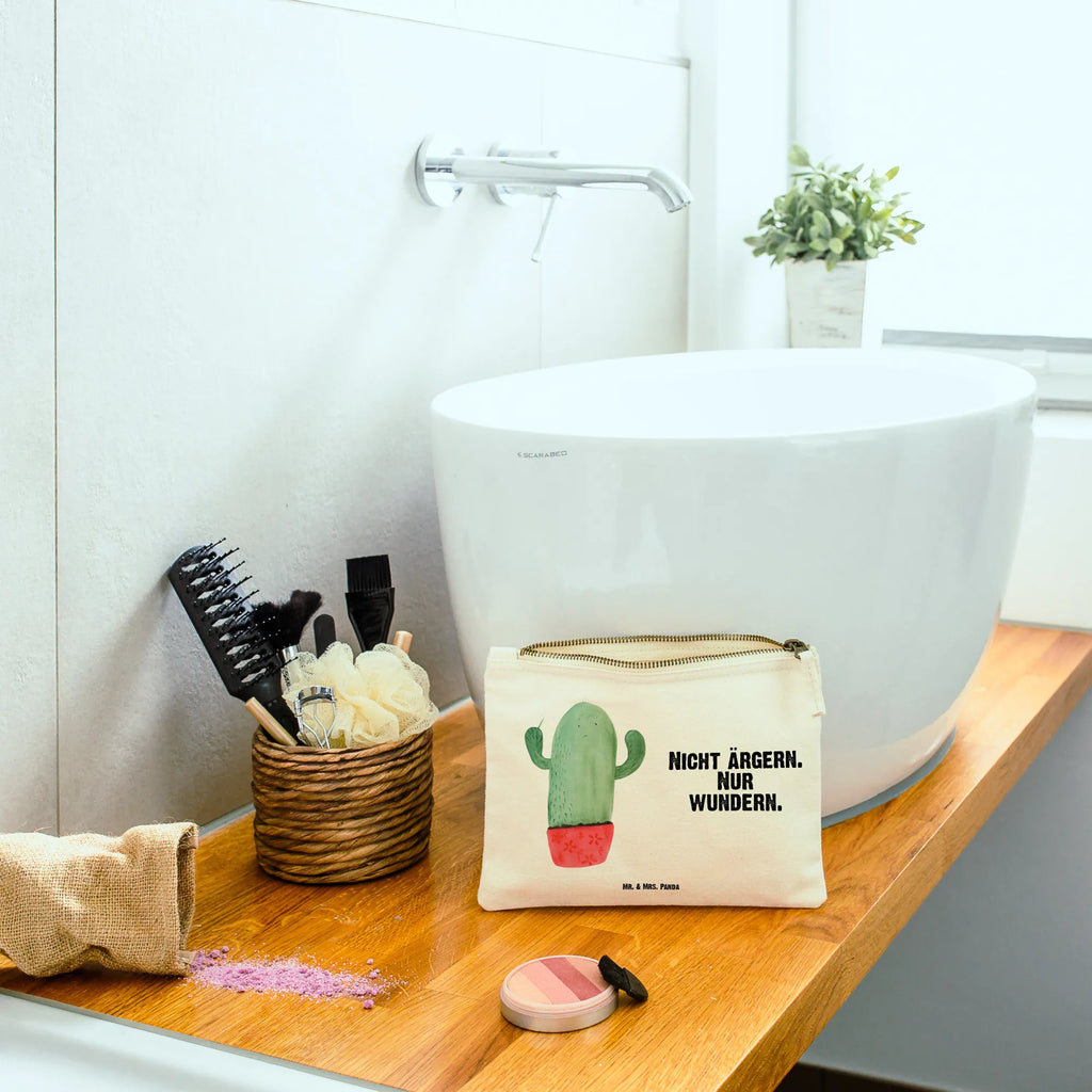 Make-up bag cactus Fury Stiftemäppchen, Schminktäschchen, kosmetiktäschchen, Federmappe, Kulturtasche, Etui, toiletry bag, Waschtasche, Kosmetiktasche, Kosmetikbeutel, aufbewahrungstasche, Schlampermäppchen, Schminkbeutel, aufbewahrungsbeutel, Mäppchen, Schminktasche, beauty tasche, Waschbeutel, utensilientasche, beauty case, Kulturbeutel, pencil case, pinsel tasche, Kakteen, Kaktus, wütend, Chefin, ärgern, Büro, Kollege, Schule, Kollegin, Büroalltag