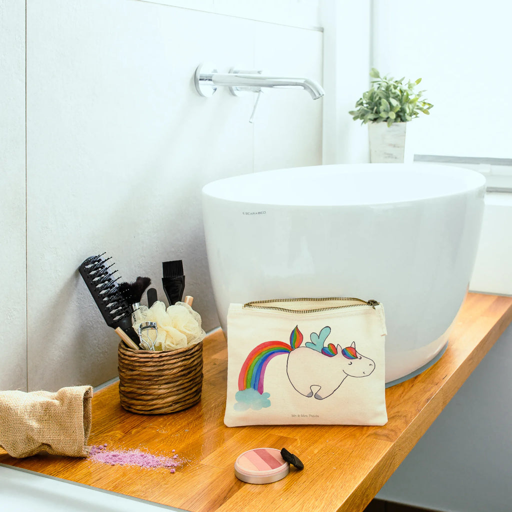 Make-up bag unicorn Pegasus Schminktasche, Mäppchen, Schminktäschchen, beauty tasche, pencil case, Schlampermäppchen, kosmetiktäschchen, Schminkbeutel, Federmappe, Etui, toiletry bag, Kosmetikbeutel, Kulturtasche, Waschtasche, Waschbeutel, pinsel tasche, Kulturbeutel, utensilientasche, aufbewahrungstasche, Kosmetiktasche, aufbewahrungsbeutel, beauty case, Stiftemäppchen, Einhörner, Unicorn, Einhorn, Einhorn Deko, Realität, Glitzer, Regenbogen, Erwachsenwerden, Spielen
