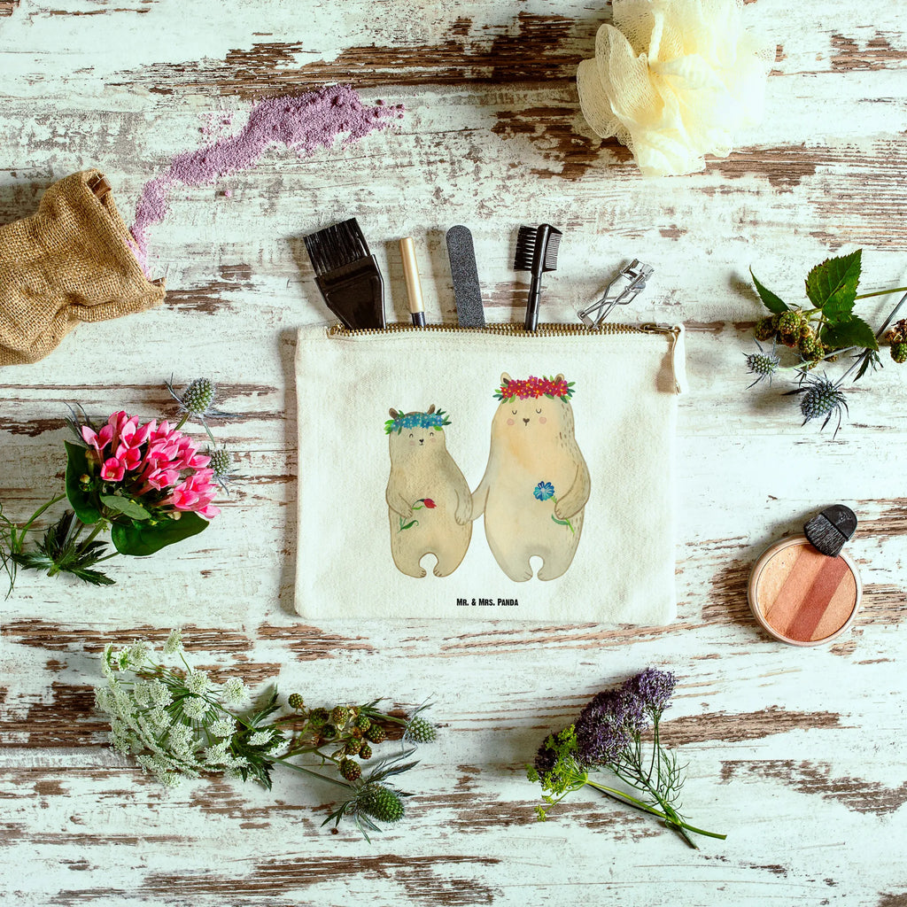 Make-up bag Bears with flower crown pencil case, Schminkbeutel, Schlampermäppchen, utensilientasche, Stiftemäppchen, Kulturbeutel, Kosmetiktasche, Federmappe, beauty case, Waschbeutel, aufbewahrungsbeutel, Mäppchen, toiletry bag, kosmetiktäschchen, pinsel tasche, Kulturtasche, beauty tasche, Etui, aufbewahrungstasche, Schminktasche, Schminktäschchen, Waschtasche, Kosmetikbeutel, Bruder, Papa, Opa, Schwester, Oma, Familie, Vatertag, Mama, Muttertag, Kinder, Lieblingsmama, Family, Mutti, Töchter, Lieblingsmensch, Tochter, Kind, Beste Mutter, Vorbild, Mutter, Mami, Bär, Bären, Weltbeste Mama, Geschenk Mama. Muttertag