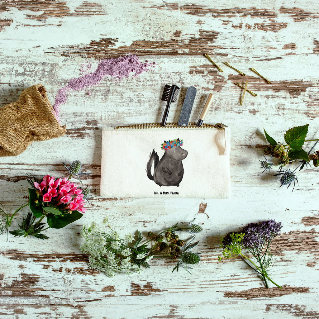 Make-up bag skunk Girl Skunk, Wild animal, Laugh, Stinker, Stinky, Love, Live, Namaste, Yoga, Predator