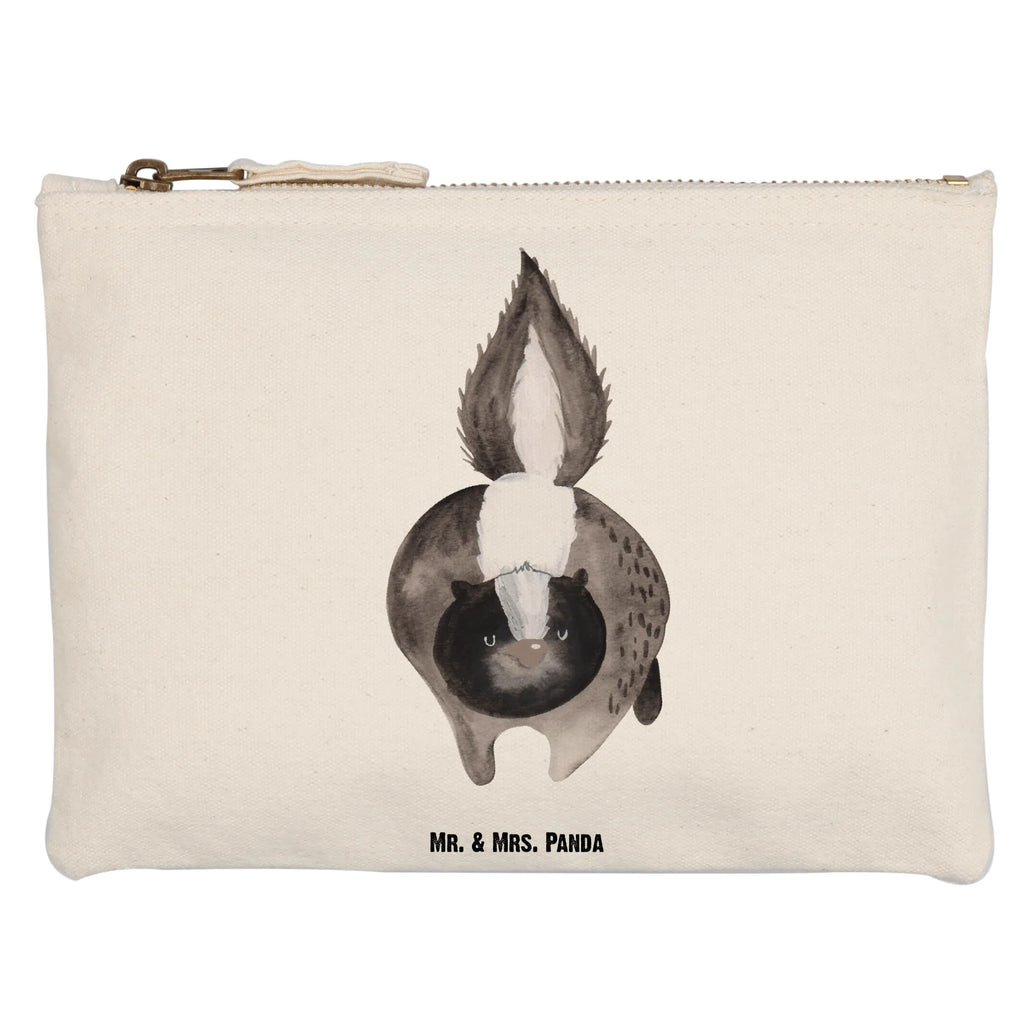 Make-up bag skunk attack Skunk, stinky, skunk, stinker, threatening, angry, wild animal, predator