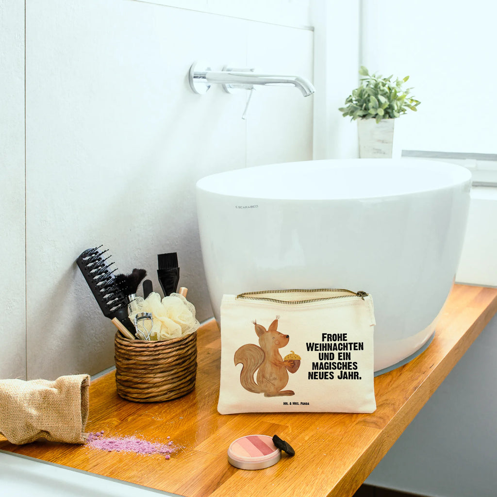 torebka na makijaż wiewiórka Czas Bożego Narodzenia Aufbewahrung für Schminke, Schminktasche Groß, Schminktasche Mit Muster, Kosmetiktasche Zum Mitnehmen, Schminktasche Transparent, Kosmetiktasche, Schminktasche Zum Aufhängen, Schminktasche Für Mädchen, Schminktasche Nachhaltig, Schminktasche Reise, Schminktasche für Unterwegs, Kosmetiktasche Mit Spiegel, Kosmetiktasche Damen, Schminktasche Blumen, Schminktasche Mit Fächern, Schminktasche Mit Reißverschluss, Schminktasche Für Teenager, Schminkbeutel, Reise-Kosmetiktasche, Schminktasche Minimalistisch, Schminktasche Tiermotiv, Schminktäschchen, Schminktasche Klein, Schminktasche Für Unterwegs, Schminktasche Modern, Kosmetiktasche Für Handtasche, Schminktasche Leder, Schminktasche Geschenk, Make-Up Tasche, Schminktasche, Kosmetiktasche Organizer, Schminktasche Wasserdicht, Schminktasche Stoff, Stifteaufbewahrung, Kulturbeutel Damen, Winter, Weihnachten, Weihnachtsdeko, Nikolaus, Advent, Heiligabend, Wintermotiv, Neujahr, Weihnachtsmotiv, Frohe Weihnachten, Weihnachtsgruß, Guten Rutsch, Vogel, Frohes neues Jahr