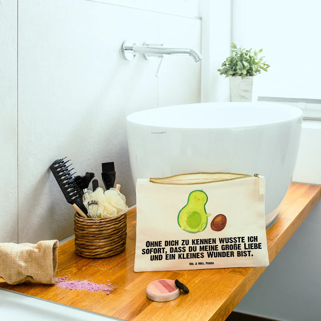 Schminktasche Avocado Kern rollt utensilientasche, aufbewahrungstasche, pencil case, Waschbeutel, Mäppchen, Schminktasche, kosmetiktäschchen, Kulturtasche, aufbewahrungsbeutel, beauty case, Schlampermäppchen, beauty tasche, Etui, Federmappe, Kulturbeutel, Schminkbeutel, Stiftemäppchen, toiletry bag, Waschtasche, Kosmetikbeutel, Kosmetiktasche, pinsel tasche, Schminktäschchen, Avocado, Veggie, Vegan, Gesund, Schwanger, Säugling, Liebe, Baby, Kind, Babyparty, Love, Schwangerschaft, Avocados, Große Liebe, Geburt, Erstes Kind, Geburtstag, Zur Geburt