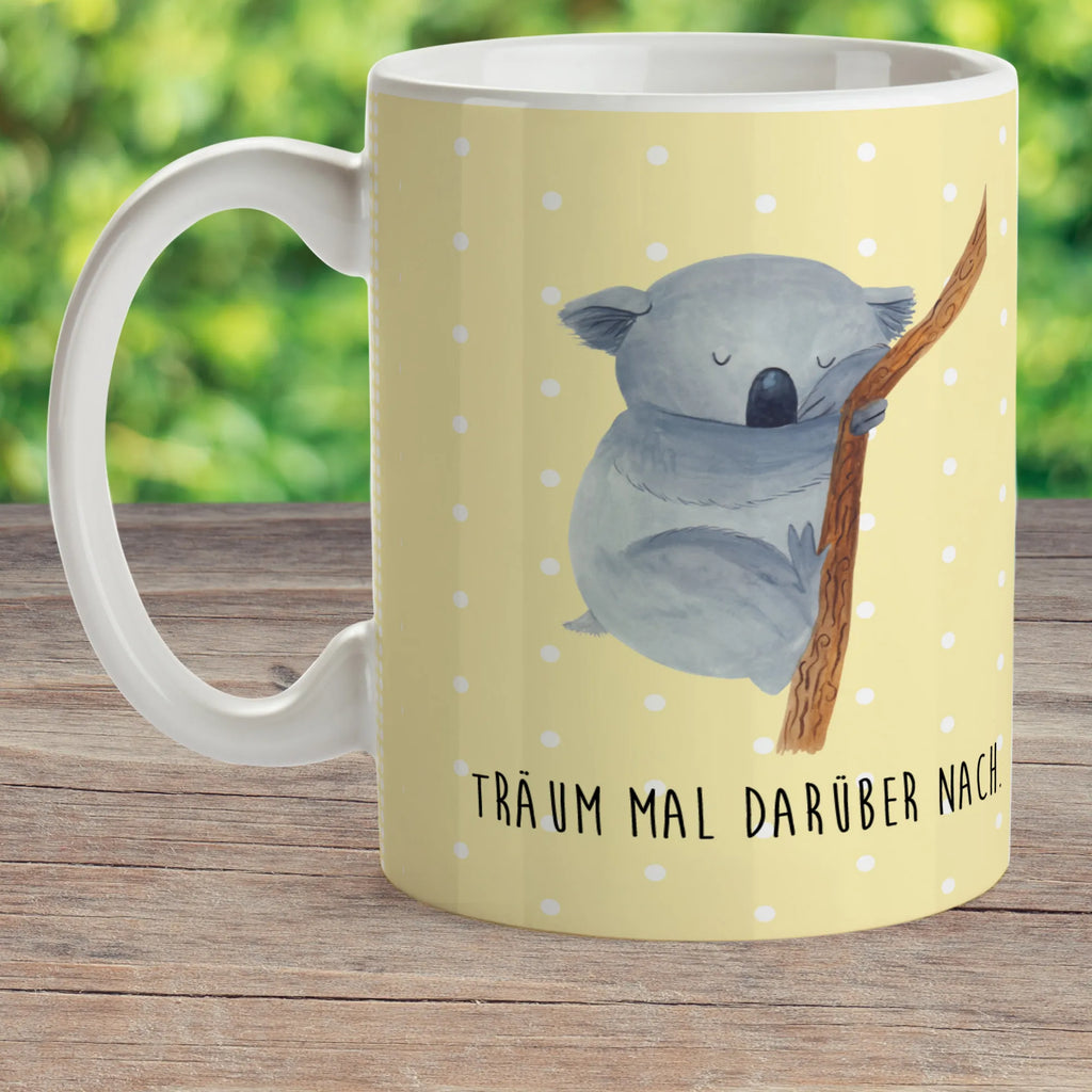 Kindertasse Koalabär Kindertasse Handgemacht, Tasse Mit Henkel Für Kinder, Trinklernbecher, Kindertasse Spülmaschinenfest, Kinder-Porzellantasse Mit Motiv, Trinklernbecher Aus Kunststoff, Kinderbecher, Kinderbecher Mit Spruch, Kinderbecher Für Kleinkinder, Kindertasse Für Vorschüler, Kinderbecher Mit Deckel, Design Kindertasse, Kindertasse Mit Tiermotiv, Kindertasse Bruchsicher, Nachhaltige Kindertasse, Trinklern-Tasse, Kinderbecher Aus Edelstahl, Kindertasse Mit Strohhalm, Tasse Für Kinder, Kindertasse Bunt, Kindertasse Mikrowellengeeignet, Kinder-Keramiktasse, Kindertasse Mit Cartoonmotiv, Kindertasse Ökologisch, Trinklernbecher Personalisiert, Kindertasse Für Baby, Kinder-Porzellantasse, Kinderbecher Unzerbrechlich, Tasse Für Kleinkinder, Tasse Für Schulanfänger, Kindertasse Auslaufsicher, Kindertasse, Kindertasse Mit Griffen, Trinklernbecher Mit Deckel, Kinder-Thermobecher, Kindertasse Aus Silikon, Kindertasse BPA-Frei, Tiermotive, Gute Laune, lustige Sprüche, Tiere, Koalabär, Bär, schlafen, träumen, Traumland, Koala, Traum, Schlafzimmer