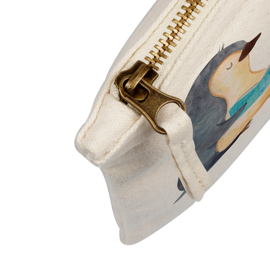Make-up bag Penguin A book Stifteaufbewahrung, Schminktasche Reise, Kosmetiktasche Zum Mitnehmen, Schminktasche Klein, Kosmetiktasche Für Handtasche, Schminktasche Modern, Schminktasche Mit Fächern, Schminktasche für Unterwegs, Schminktasche Leder, Schminktasche Minimalistisch, Schminktasche Geschenk, Schminktasche Groß, Make-Up Tasche, Kulturbeutel Damen, Schminktasche Wasserdicht, Schminktasche Mit Reißverschluss, Schminktäschchen, Schminktasche Tiermotiv, Reise-Kosmetiktasche, Schminktasche Nachhaltig, Schminktasche, Aufbewahrung für Schminke, Schminktasche Für Teenager, Schminktasche Für Mädchen, Schminktasche Für Unterwegs, Schminktasche Zum Aufhängen, Kosmetiktasche Organizer, Kosmetiktasche, Schminktasche Stoff, Schminkbeutel, Schminktasche Blumen, Kosmetiktasche Mit Spiegel, Schminktasche Transparent, Kosmetiktasche Damen, Schminktasche Mit Muster, Pinguin, Freizeit, Lesen, Urlaub, Ferien, Buch, Nichtstun, Bücherwurm, Pinguine, Faulenzen