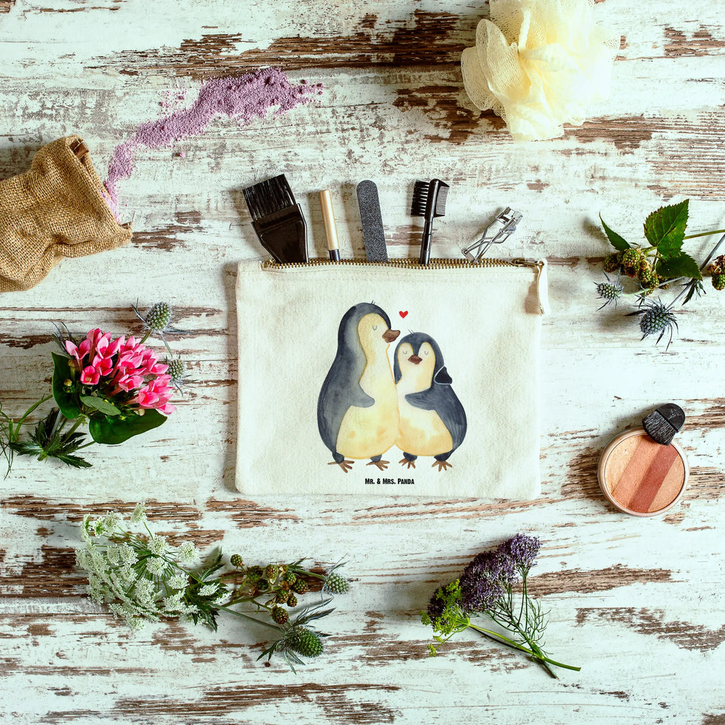 Make-up bag Penguin embrace Schminktasche Transparent, Schminktasche Stoff, Kosmetiktasche, Schminktasche Blumen, Schminktasche Mit Muster, Schminkbeutel, Kosmetiktasche Zum Mitnehmen, Kulturbeutel Damen, Schminktasche Mit Reißverschluss, Schminktasche Zum Aufhängen, Schminktasche, Aufbewahrung für Schminke, Schminktasche Modern, Schminktasche Klein, Schminktasche Geschenk, Schminktasche Reise, Schminktasche Groß, Schminktasche Mit Fächern, Schminktasche Für Teenager, Schminktasche Tiermotiv, Schminktasche Für Mädchen, Schminktasche Leder, Schminktasche Wasserdicht, Schminktasche Minimalistisch, Kosmetiktasche Mit Spiegel, Kosmetiktasche Für Handtasche, Schminktasche Für Unterwegs, Schminktäschchen, Schminktasche für Unterwegs, Kosmetiktasche Organizer, Schminktasche Nachhaltig, Make-Up Tasche, Kosmetiktasche Damen, Stifteaufbewahrung, Reise-Kosmetiktasche, Pinguin, Hochzeitsgeschenk, Liebespaar, Verlobung, Jahrestag, Liebesgeschenk, Liebesbeweis, Liebe, Hochzeitstag, Hochzeit
