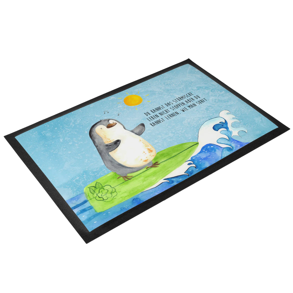 Fußmatte Pinguin Surfer Fussmatten online, Matte, Fußmatte außen, Fußabstreifer, Schmutzfangmatte, Fußmatte innen, Fußmatte außen wetterfest, Fußabtreter, Eingangsteppich, Fussmatten, Gummimatte, Schmutzmatte, Schmutzfangmatte waschbar, Fußmatte outdoor, Motivfußmatte, Vorleger, Sauberlaufmatte, Schmutzfänger, Haustürmatte, Türvorleger, Fußmatte waschbar, Schmutzfangteppich, Fußabstreifer außen, Türmatte, Gummi Matte, Fußmatten, Fußabtreter außen, Pinguin, Wellen reiten, Hawaii, Portugal, Wellen, Pinguine, surfen, Urlaub, Surfer