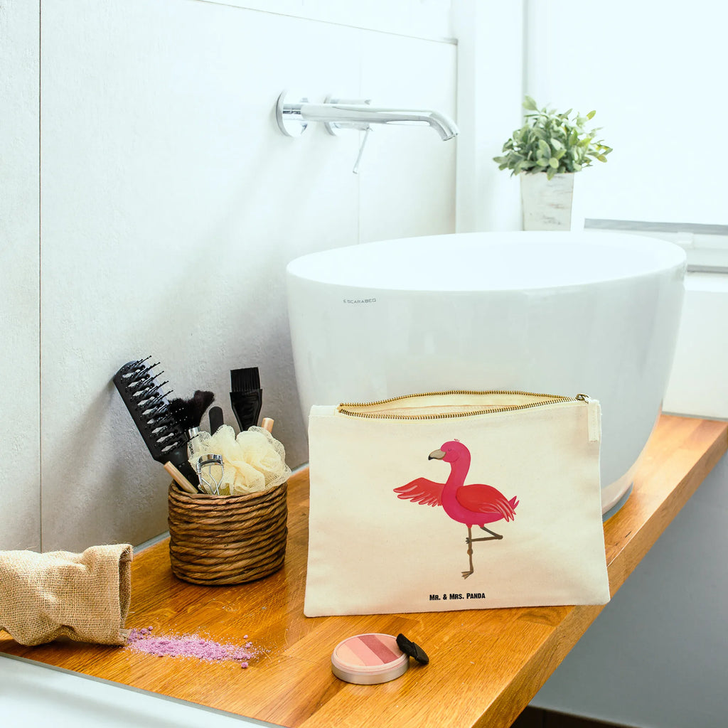Make-up bag flamingo yoga beauty case, kosmetiktäschchen, pencil case, Schminktasche, Federmappe, Waschbeutel, Schminktäschchen, Schlampermäppchen, aufbewahrungsbeutel, Schminkbeutel, beauty tasche, utensilientasche, Kulturbeutel, Stiftemäppchen, pinsel tasche, Kosmetikbeutel, toiletry bag, Kulturtasche, Etui, Mäppchen, Kosmetiktasche, aufbewahrungstasche, Waschtasche, Flamingo, Yoga, Tiefenentspannung, Vogel, Entspannung, Achtsamkeit, Namaste, Aufregen, Yoga-Übung, Ärger