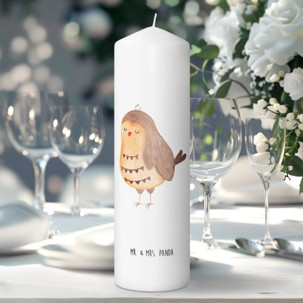 Kerze Eule Zufrieden Schmuckkerze, Adventskerze, Blockkerze, Hochzeitskerze, Osterkerze, Geburtstagskerze, Tischkerze, Kerze Mit Spruch, Geburtskerze, Erinnerungskerze, Stumpenkerze, Kommunionskerze, Weihnachtskerze, Bedruckte Kerze, Kerze Mit Motiv, Tafelkerze, Dekokerze, Laternenkerze, Erinnerungslicht, Zylinderkerze, Dinnerkerze, Wunschkerze, Dekorative Kerze, Wachskerze, Gartenkerze, Grosse Kerze, Handgemachte Kerze, Eule, Owl, Eule Spruch, Wortspiel Lustig, Romantisch, Geschenk Hochzeitstag, Spruch schön, Liebe Spruch, Eule Deko