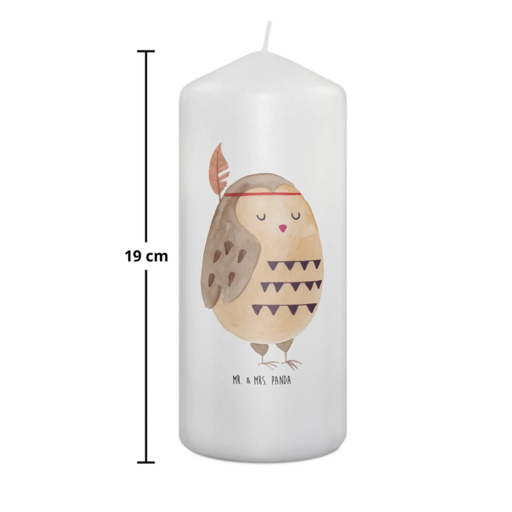 Kerze Eule Federschmuck Tafelkerze, Blockkerze, Kerze Für Kommunion, Kerze Für Taufe, Outdoor-Kerze, Trauerkerze, Votivkerze, Laternenkerze, Glas-Kerze, Metall-Kerze, Dinnerkerzenpaar, Kerze, Teelicht, Gartenkerze, Kerze Mit Gravur, Sojawachskerze, Kerze Mit Namensgravur, Kerze Mit Fotoeinleger, Kerze Für Advent, Kerze Für Hochzeit, Kerze Als Gastgeschenk, Stumpenkerzen-Set, Grablicht, Kerze Mit Motiv, Kerze Mit Prägung, Kerze Ohne Duft, Dinnerkerze, Stearin­kerze, Fair-Trade-Kerze, Andachtskerze, Kerze Mit Duft, Stabkerze, Kerze Für Ostern, Streukerze, Duftkerze, Kerze Mit Spruch, Kerze Für Firmung, Handgemachte Kerze, Kerze Für Geburtstag, Handgegossene Kerze, Stumpenkerze, Kerze Für Weihnachten, Grabkerze, Bio-Kerze, Gedenkkerze, Tischkerze, Eule, Dekoration, Das Leben ist ein Abenteuer, Reisespruch, Federschmuck, Owl, Eule Deko