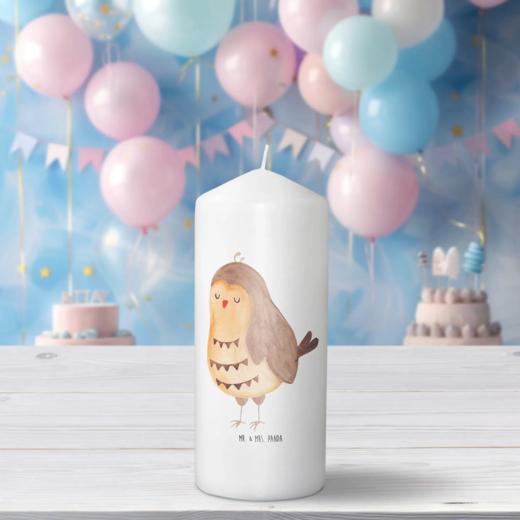 Kerze Eule Zufrieden Schmuckkerze, Adventskerze, Blockkerze, Hochzeitskerze, Osterkerze, Geburtstagskerze, Tischkerze, Kerze Mit Spruch, Geburtskerze, Erinnerungskerze, Stumpenkerze, Kommunionskerze, Weihnachtskerze, Bedruckte Kerze, Kerze Mit Motiv, Tafelkerze, Dekokerze, Laternenkerze, Erinnerungslicht, Zylinderkerze, Dinnerkerze, Wunschkerze, Dekorative Kerze, Wachskerze, Gartenkerze, Grosse Kerze, Handgemachte Kerze, Eule, Owl, Eule Spruch, Wortspiel Lustig, Romantisch, Geschenk Hochzeitstag, Spruch schön, Liebe Spruch, Eule Deko