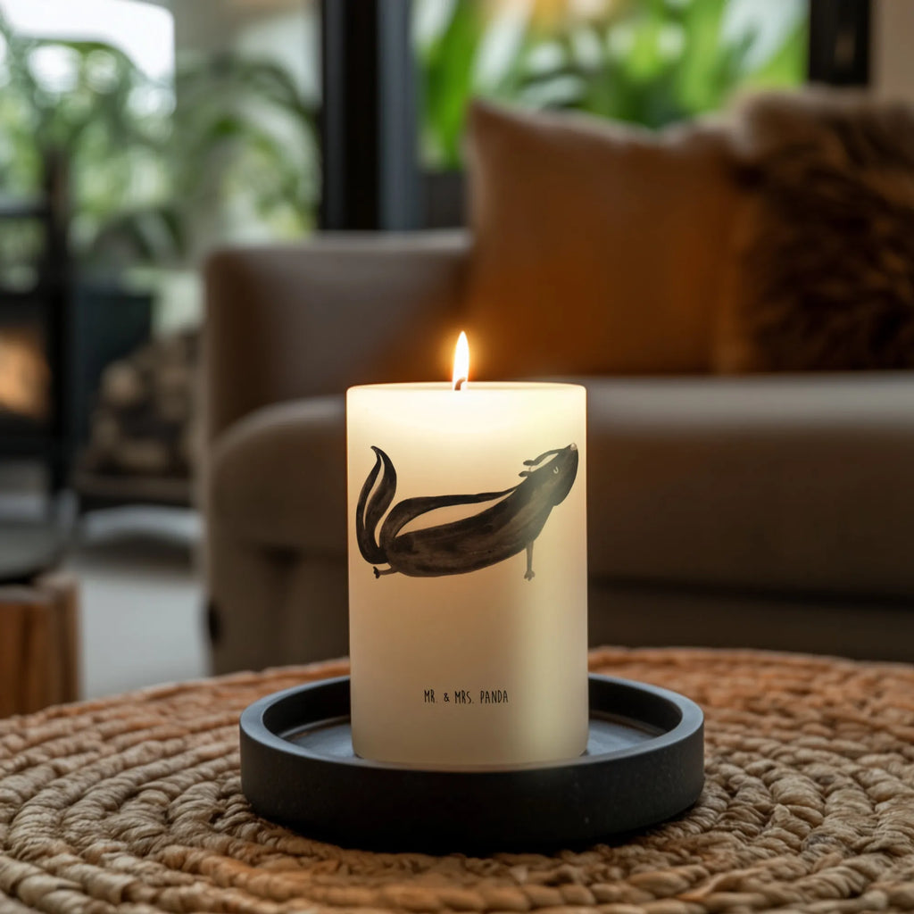 Kerze Stinktier Yoga Zylinderkerze, Dekokerze, Weihnachtskerze, Geburtstagskerze, Erinnerungskerze, Tafelkerze, Kommunionskerze, Erinnerungslicht, Osterkerze, Schmuckkerze, Gartenkerze, Bedruckte Kerze, Kerze Mit Spruch, Tischkerze, Grosse Kerze, Stumpenkerze, Wachskerze, Blockkerze, Laternenkerze, Wunschkerze, Adventskerze, Handgemachte Kerze, Dinnerkerze, Geburtskerze, Hochzeitskerze, Dekorative Kerze, Kerze Mit Motiv, Skunk, Stinktier, Lache, Stinker, Stinki, Liebe, Lebe, Namaste, Yoga, Raubtier, Wildtier