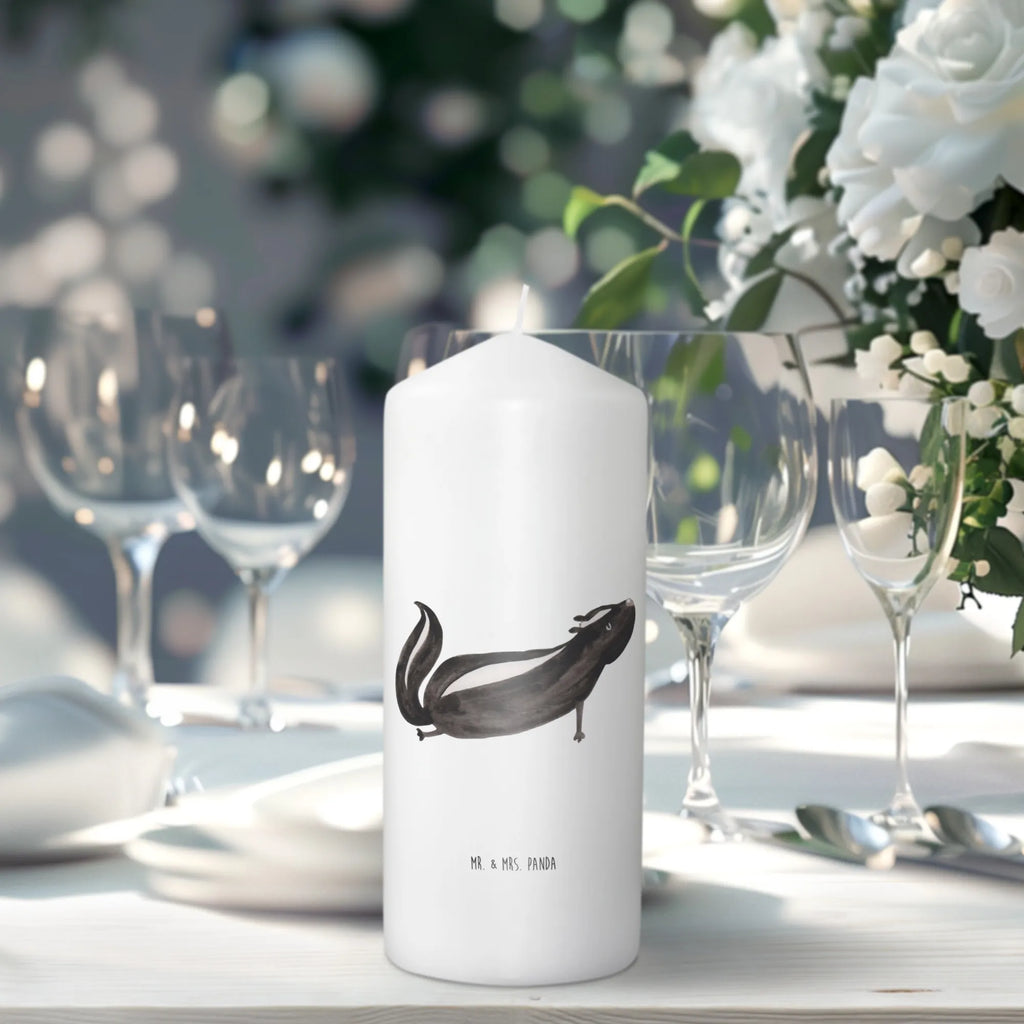 Kerze Stinktier Yoga Zylinderkerze, Dekokerze, Weihnachtskerze, Geburtstagskerze, Erinnerungskerze, Tafelkerze, Kommunionskerze, Erinnerungslicht, Osterkerze, Schmuckkerze, Gartenkerze, Bedruckte Kerze, Kerze Mit Spruch, Tischkerze, Grosse Kerze, Stumpenkerze, Wachskerze, Blockkerze, Laternenkerze, Wunschkerze, Adventskerze, Handgemachte Kerze, Dinnerkerze, Geburtskerze, Hochzeitskerze, Dekorative Kerze, Kerze Mit Motiv, Skunk, Stinktier, Lache, Stinker, Stinki, Liebe, Lebe, Namaste, Yoga, Raubtier, Wildtier