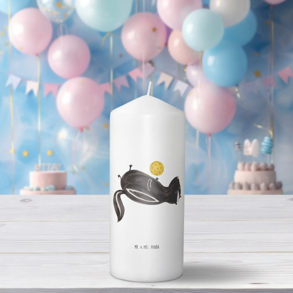 Kerze Stinktier Ball Duftkerze, Grablicht, Kerze Für Firmung, Sojawachskerze, Gedenkkerze, Kerze Für Weihnachten, Kerze Für Kommunion, Teelicht, Tafelkerze, Kerze Mit Gravur, Kerze Als Gastgeschenk, Kerze Mit Namensgravur, Kerze Für Ostern, Tischkerze, Andachtskerze, Dinnerkerzenpaar, Gartenkerze, Kerze Mit Fotoeinleger, Outdoor-Kerze, Kerze Für Hochzeit, Kerze Für Taufe, Blockkerze, Votivkerze, Grabkerze, Kerze Mit Prägung, Kerze Mit Spruch, Kerze Mit Duft, Kerze Für Geburtstag, Handgemachte Kerze, Dinnerkerze, Kerze Ohne Duft, Handgegossene Kerze, Stabkerze, Laternenkerze, Bio-Kerze, Metall-Kerze, Stumpenkerzen-Set, Fair-Trade-Kerze, Stearin­kerze, Stumpenkerze, Streukerze, Kerze Für Advent, Trauerkerze, Glas-Kerze, Kerze Mit Motiv, Kerze, Stinktier, Skunk, Wildtier, Stinker, Weisheit, verspielt, Raubtier, Stinki