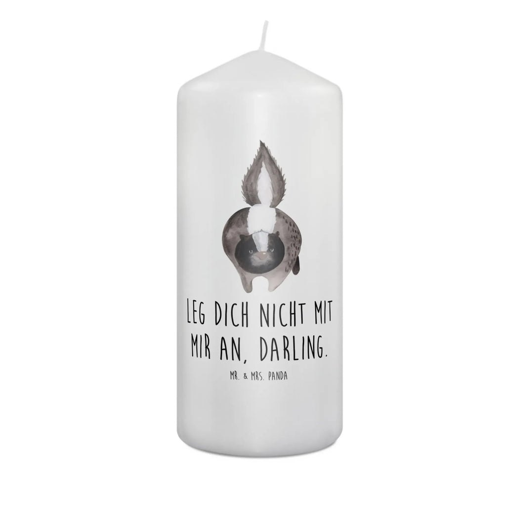 Kerze Stinktier Angriff Adventskerze, Laternenkerze, Stumpenkerze, Dinnerkerze, Hochzeitskerze, Kerze Mit Motiv, Wunschkerze, Osterkerze, Blockkerze, Gartenkerze, Weihnachtskerze, Geburtskerze, Schmuckkerze, Kommunionskerze, Handgemachte Kerze, Kerze Mit Spruch, Erinnerungskerze, Dekokerze, Bedruckte Kerze, Dekorative Kerze, Wachskerze, Erinnerungslicht, Grosse Kerze, Tischkerze, Zylinderkerze, Tafelkerze, Geburtstagskerze, Skunk, Stinktier, Raubtier, Drohung, Wildtier, Stinker, wütend, Stinki