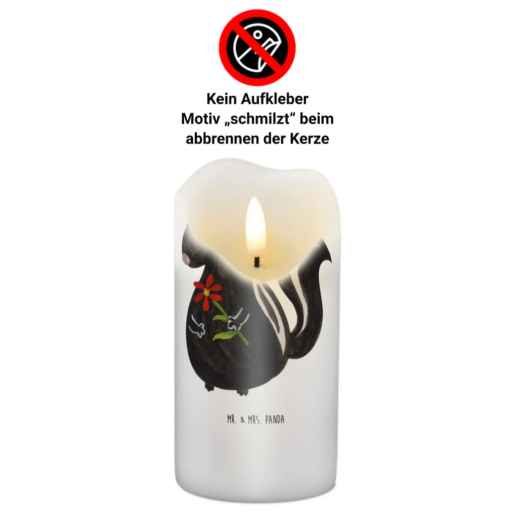 Kerze Stinktier Blume Kommunionskerze, Grosse Kerze, Tafelkerze, Osterkerze, Weihnachtskerze, Erinnerungskerze, Blockkerze, Dekokerze, Dinnerkerze, Handgemachte Kerze, Wachskerze, Bedruckte Kerze, Tischkerze, Adventskerze, Stumpenkerze, Zylinderkerze, Kerze Mit Motiv, Kerze Mit Spruch, Geburtskerze, Dekorative Kerze, Hochzeitskerze, Laternenkerze, Geburtstagskerze, Gartenkerze, Erinnerungslicht, Schmuckkerze, Wunschkerze, Skunk, Stinktier, Stinker, Verträumt, Träume, Raubtier, Dreams, Tagträumer, Stinki, Wildtier