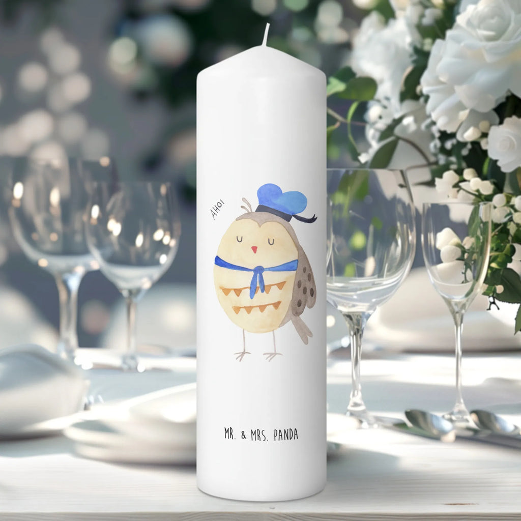 Kerze Eule Matrose Erinnerungskerze, Wachskerze, Kerze Mit Motiv, Erinnerungslicht, Bedruckte Kerze, Handgemachte Kerze, Tischkerze, Wunschkerze, Kerze Mit Spruch, Hochzeitskerze, Osterkerze, Grosse Kerze, Geburtskerze, Zylinderkerze, Weihnachtskerze, Dinnerkerze, Geburtstagskerze, Tafelkerze, Schmuckkerze, Gartenkerze, Dekorative Kerze, Dekokerze, Kommunionskerze, Blockkerze, Adventskerze, Laternenkerze, Stumpenkerze, Eule, Wortspiel Lustig, Matrose, Owl, Ehe, Hochzeitstag Geschenk, Eule Spruch, Freundin, Seefahrer, Heimathafen, Eule Deko